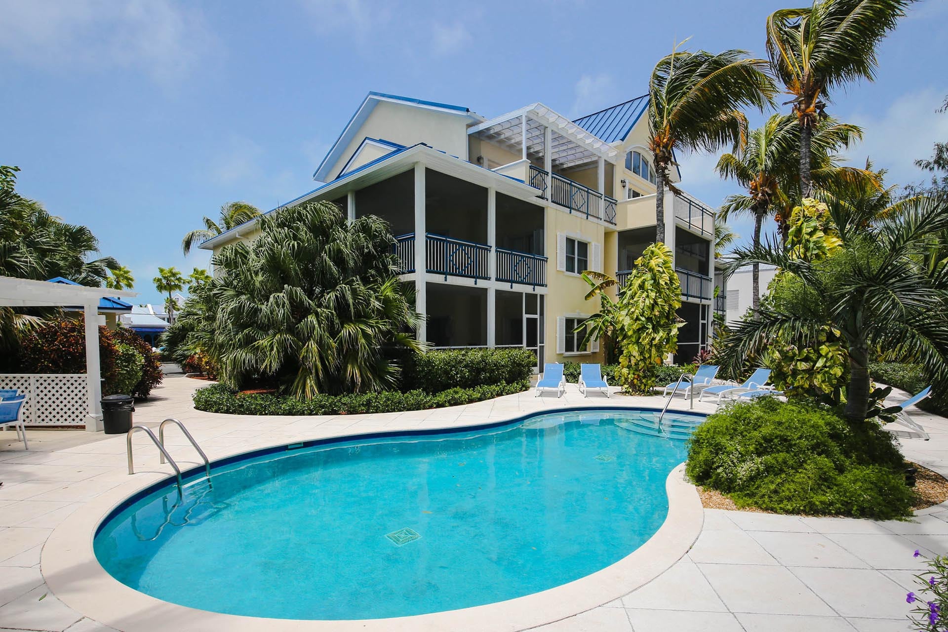 Property Image 1 - Seize the Day | 1-Bed | 2 mins from Beach | Amazing Pool Area | Near Grace Bay Road