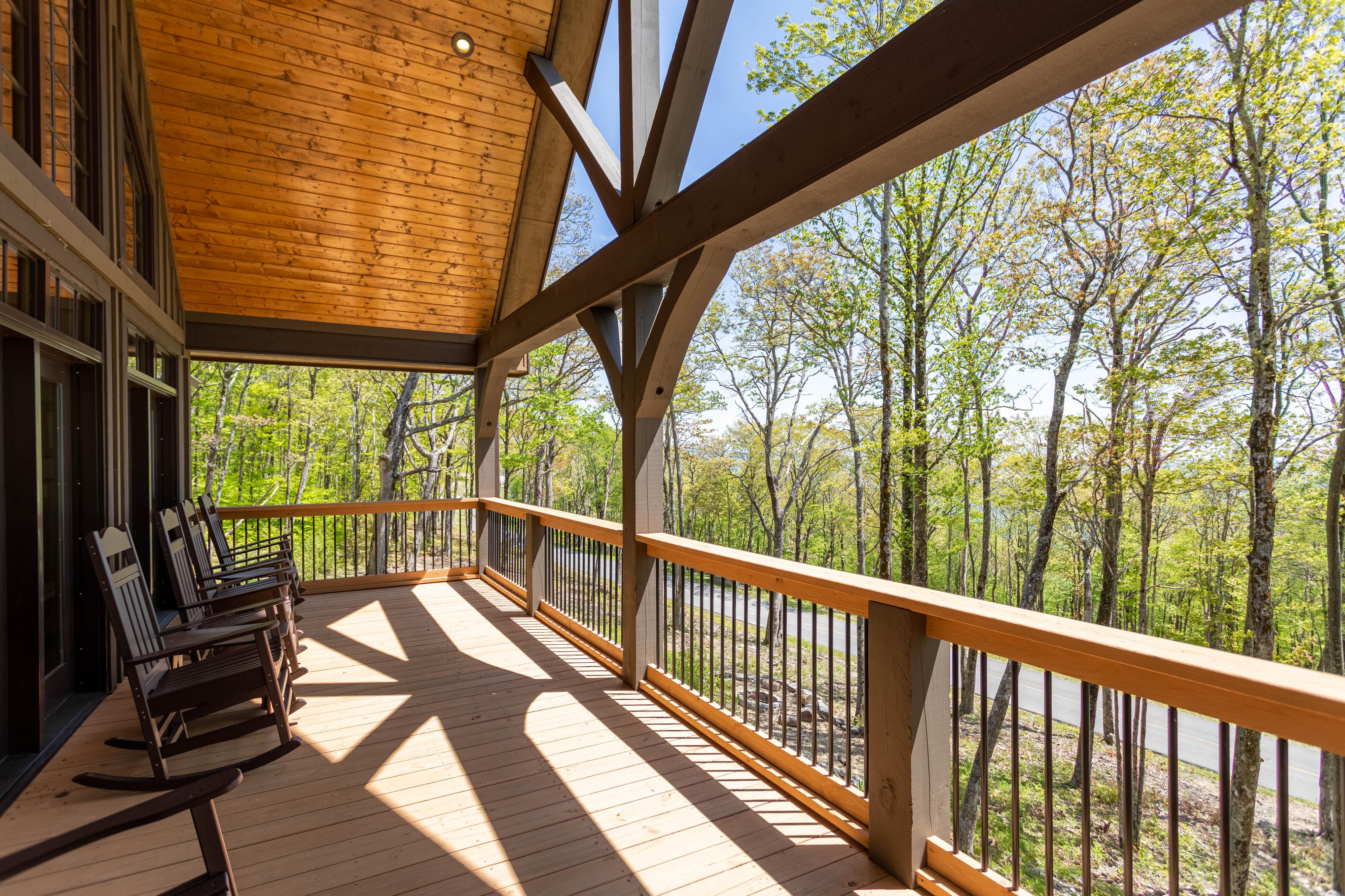 Papa Bear Lodge at Eagles Nest