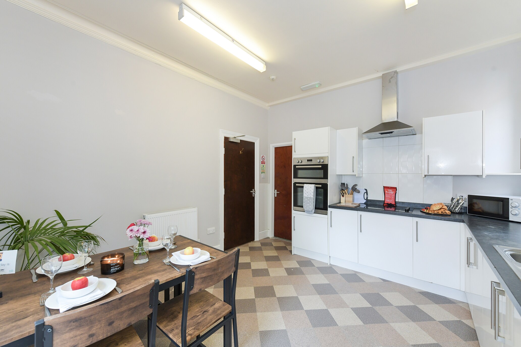 Linden Grove 1 - Fresh and Modern 1 Bed apartment