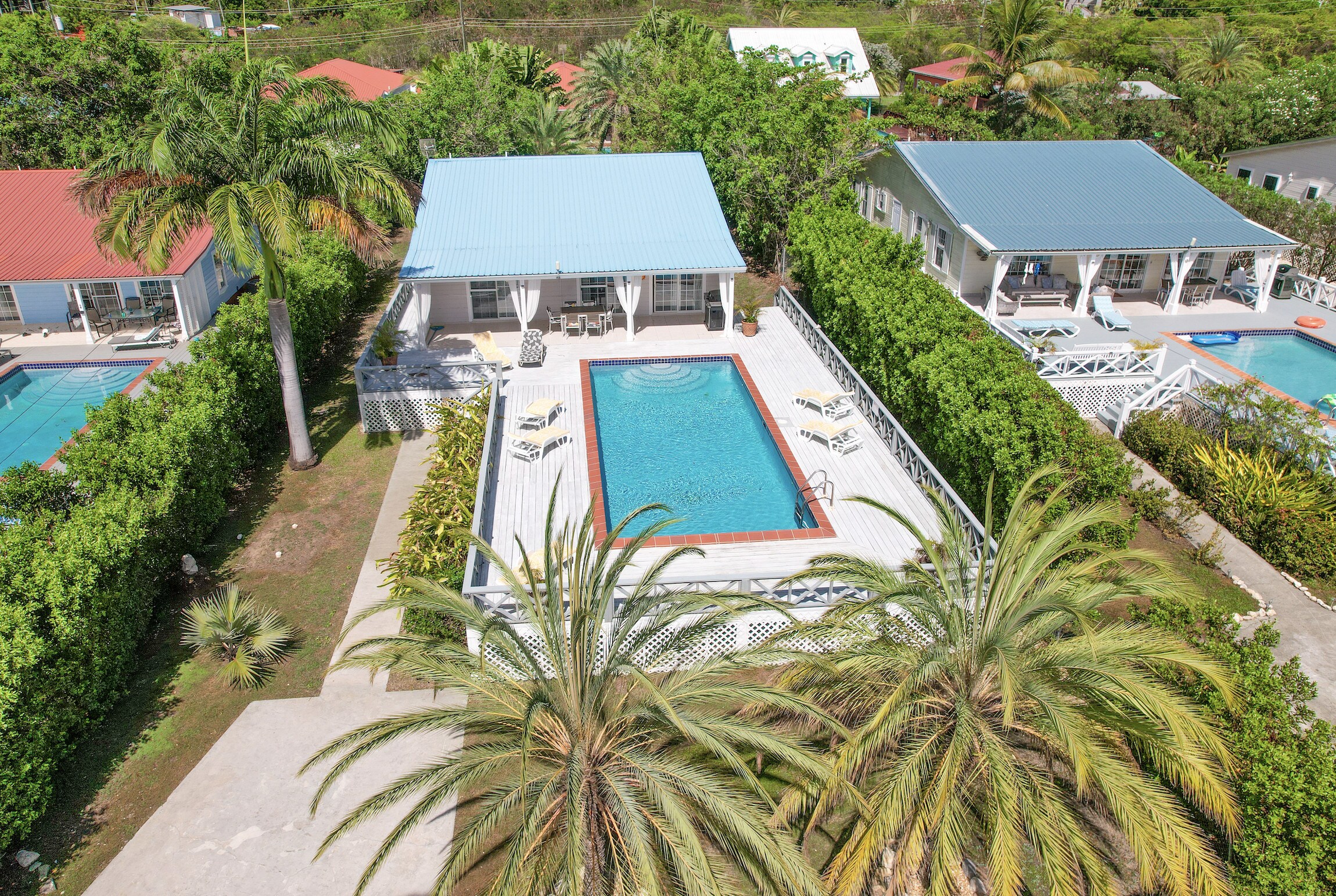 Gorgeous four bedroom, sun loungers private pool at Harbour View, Antigua 