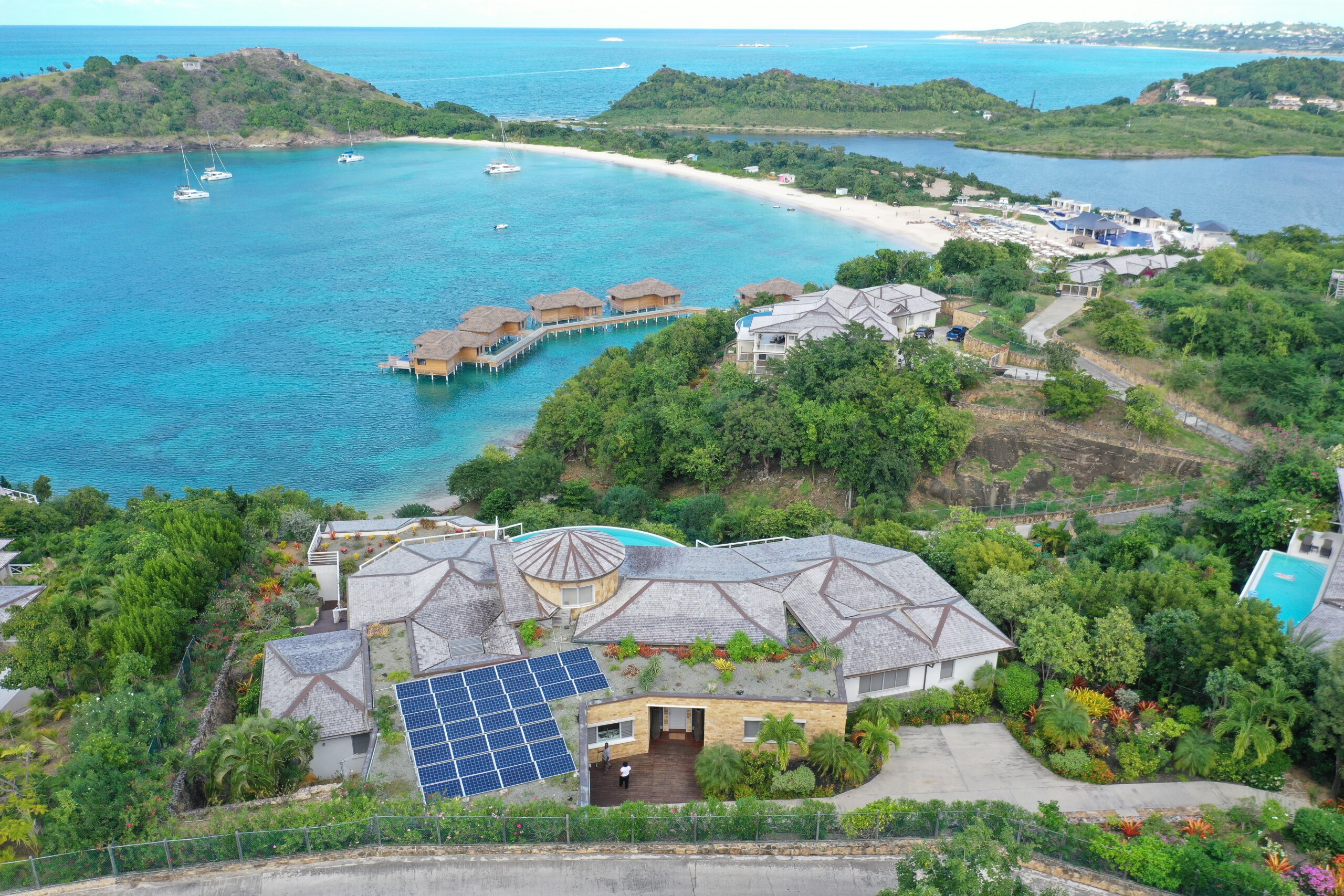 Beautiful large modern family home, private pool, six bedroom, Holiday rental at Galley Bay, Antigua 