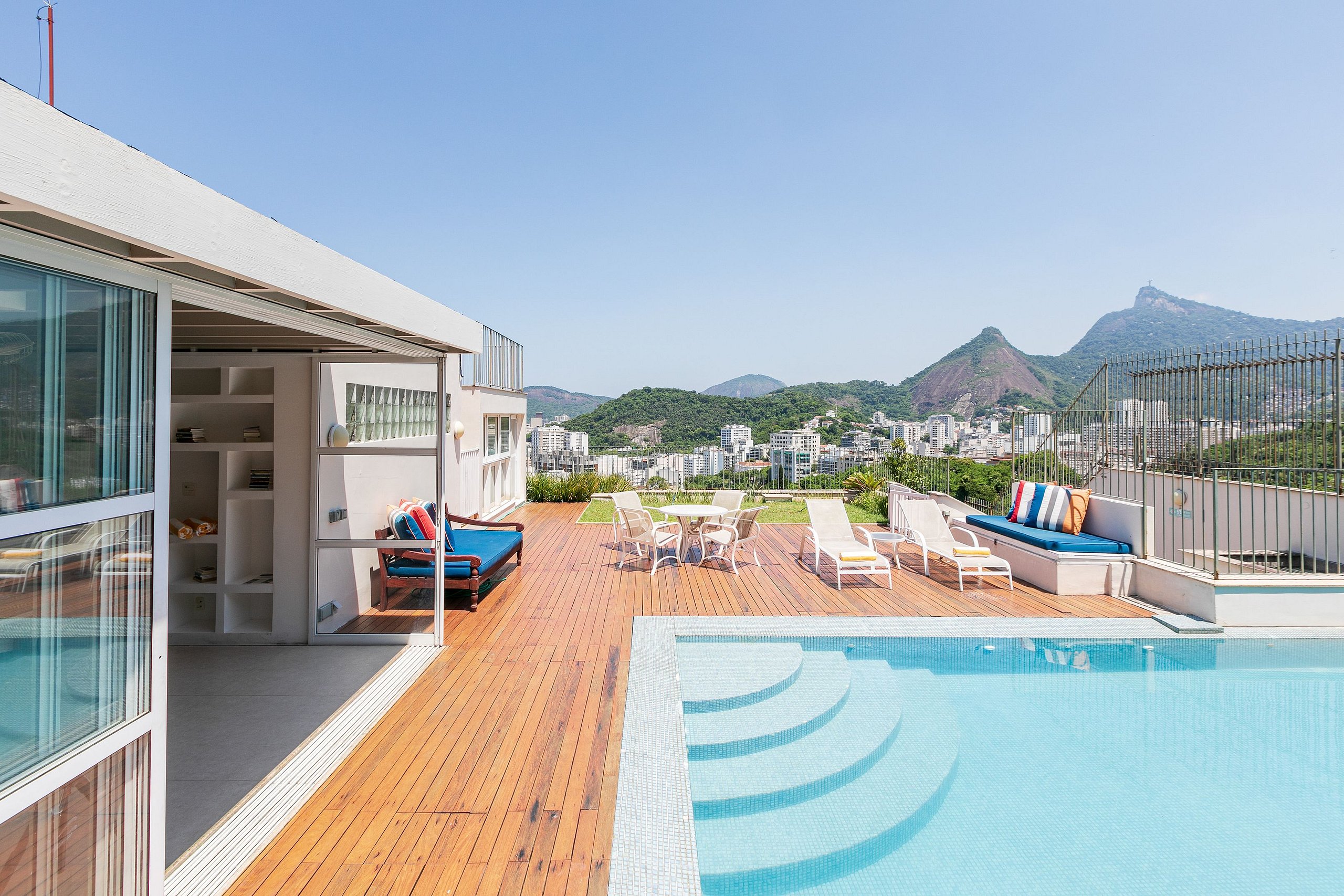 Property Image 1 - Large penthouse with private pool in Laranjeiras