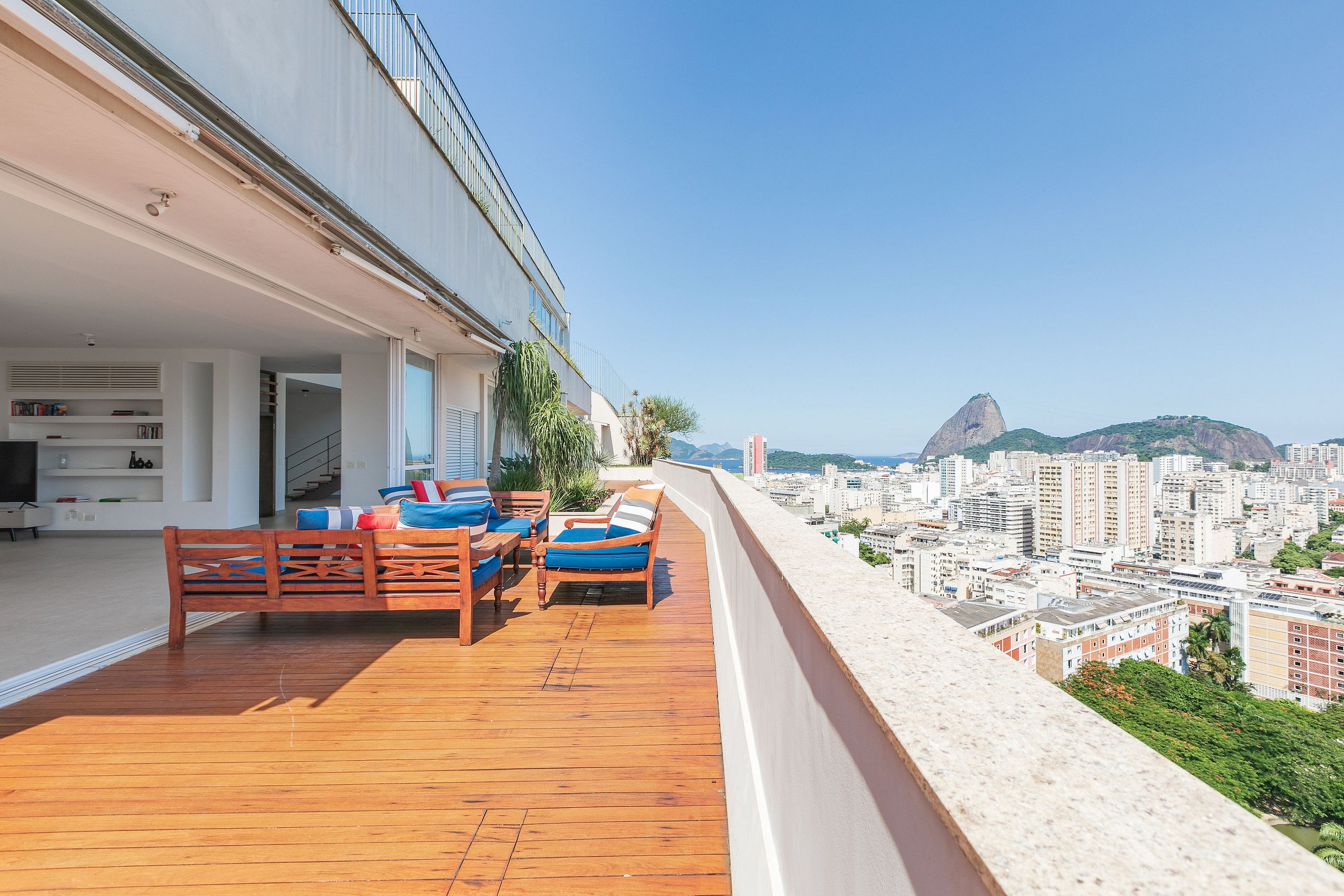 Property Image 2 - Large penthouse with private pool in Laranjeiras