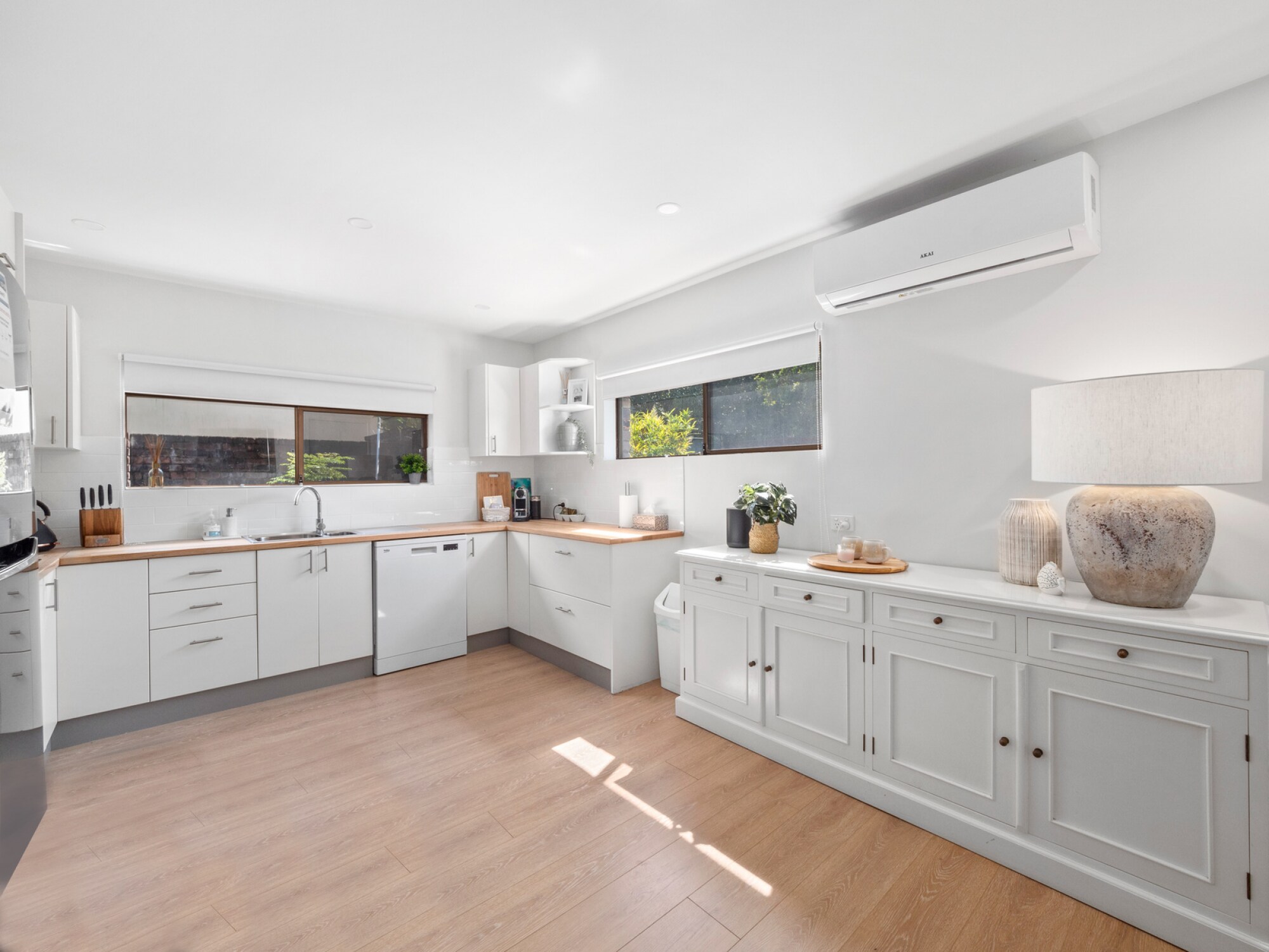 Bright spacious kitchen