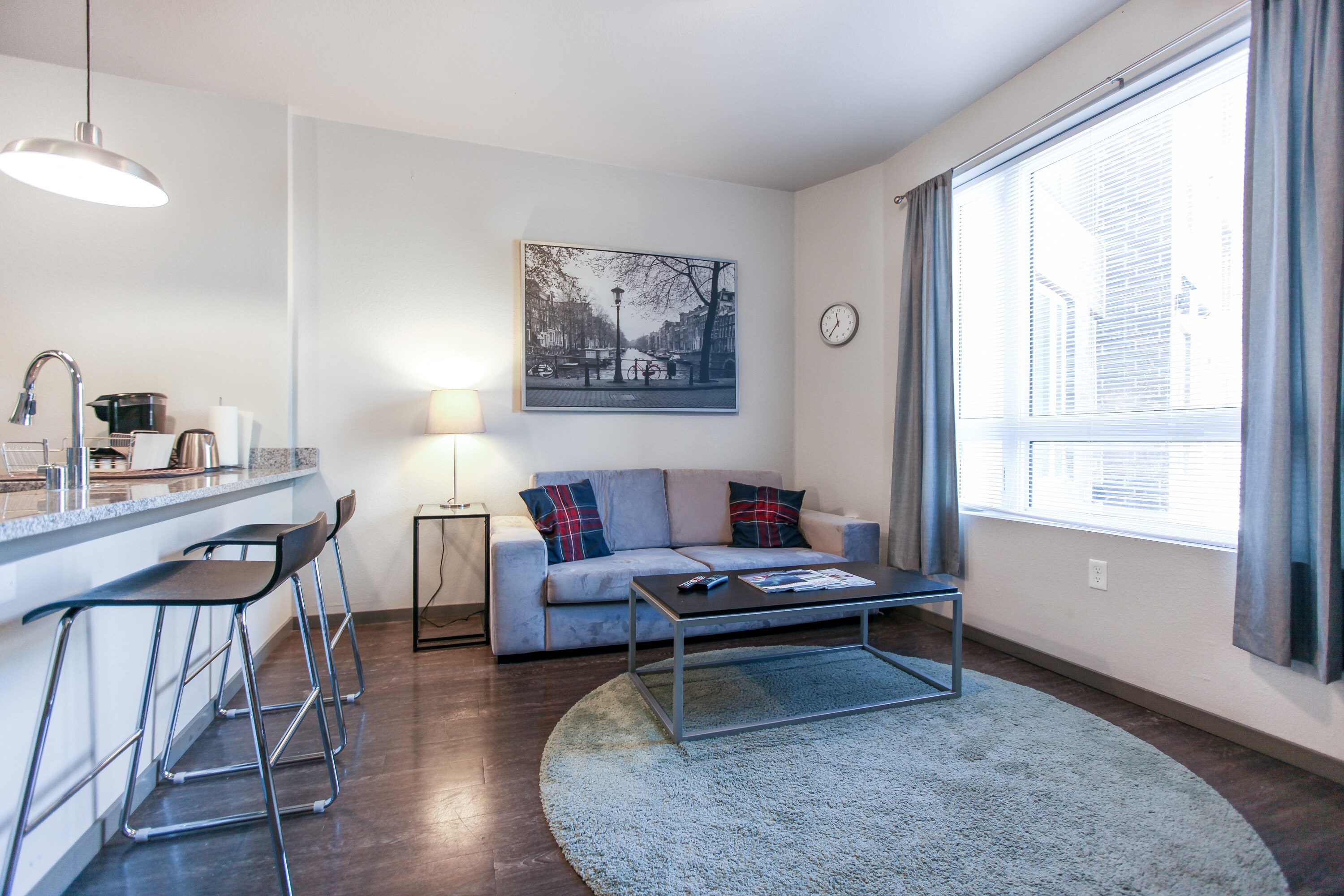 Property Image 1 - Student-Friendly, Roof Top Deck + Gym | Minneapolis