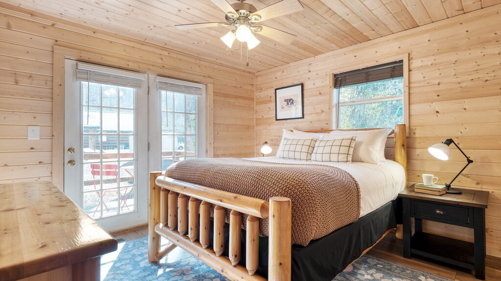 Bedroom 3 features a queen bed.