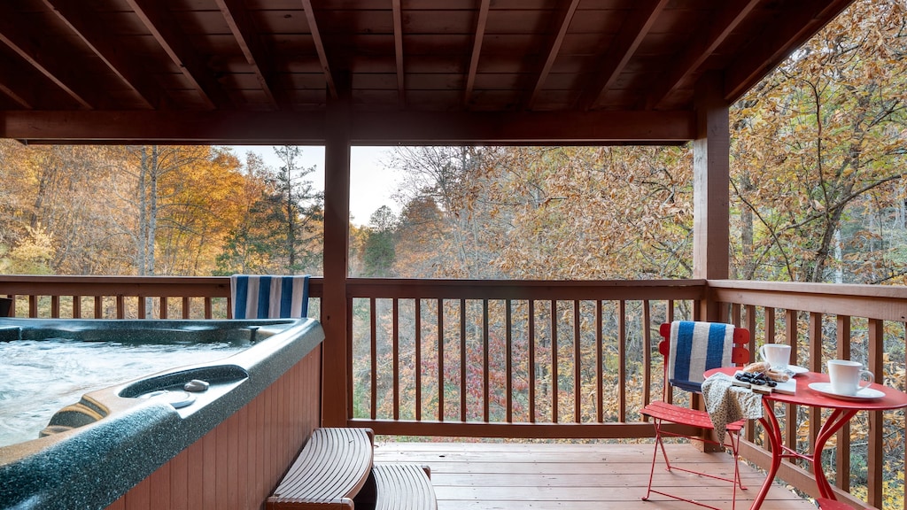 Hot tub in the trees.