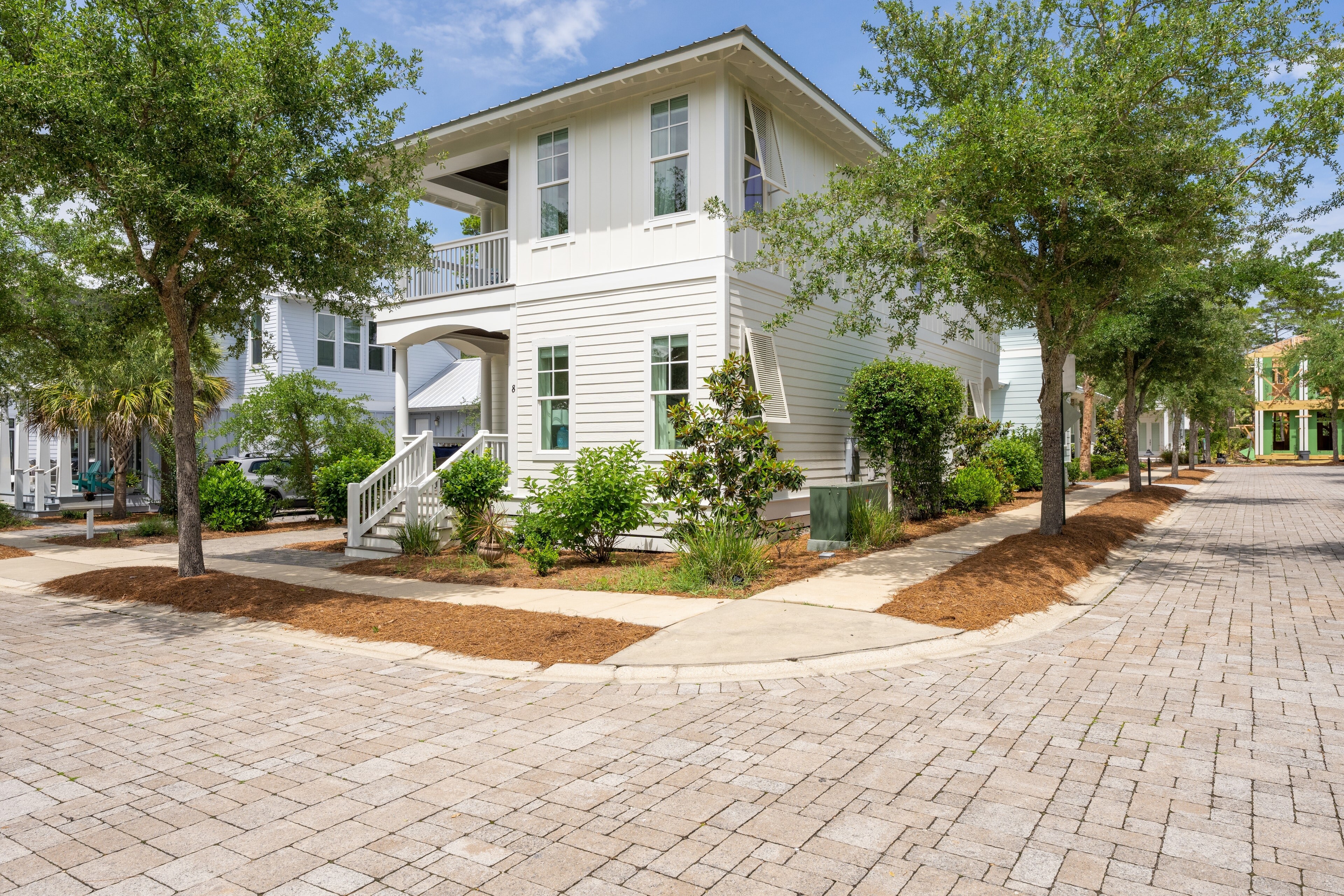 Property Image 1 - Hiker House | Beachy 4BR w/ Communal Pool + Porch