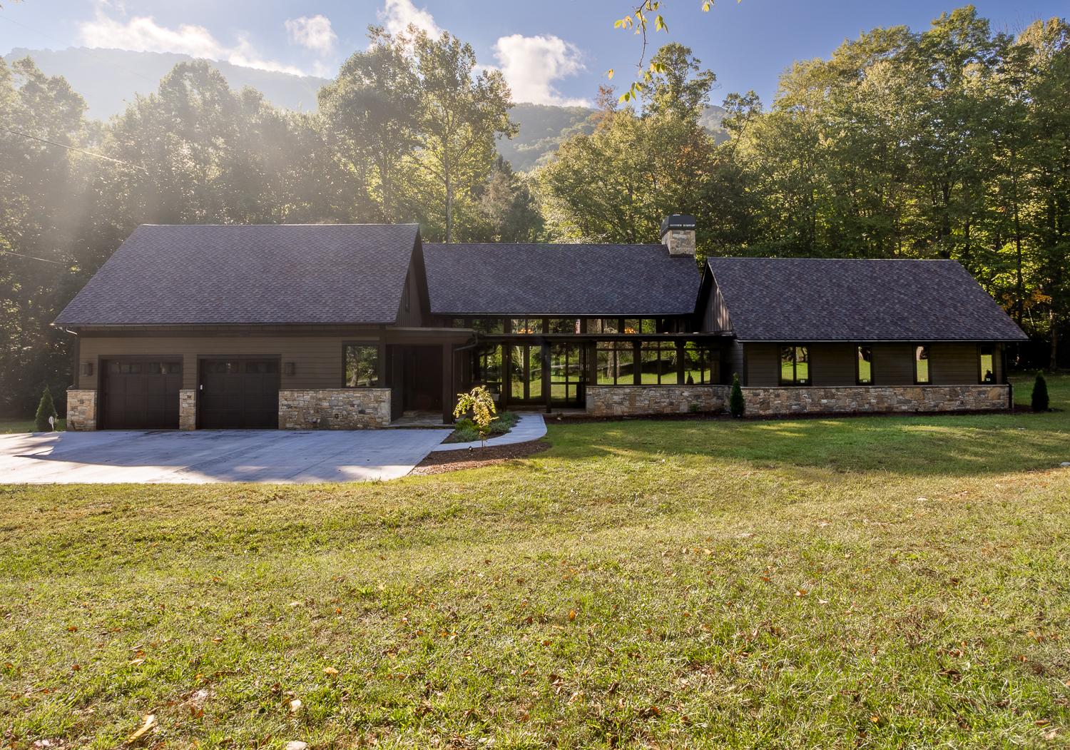 Property Image 2 - Modern Mountain Creekhouse