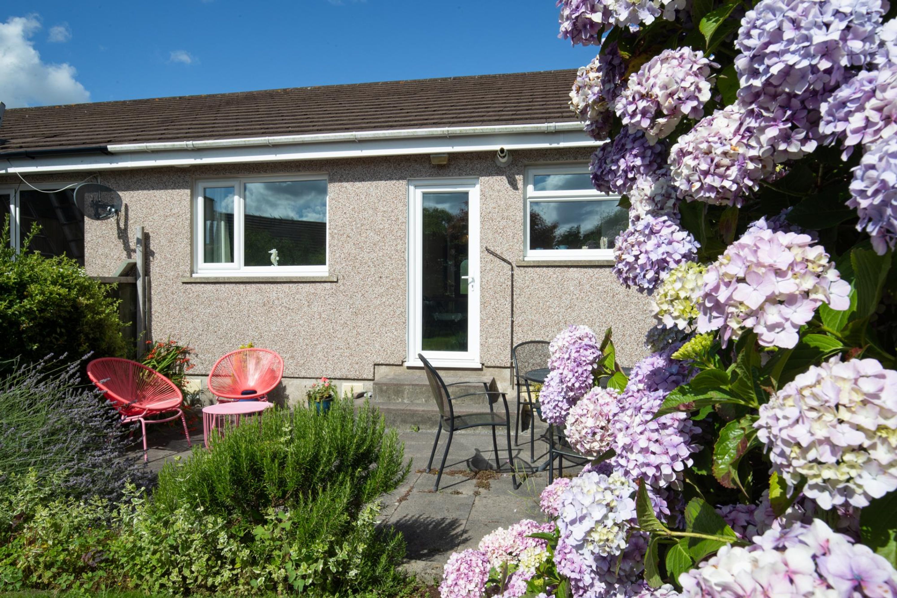 Property Image 2 - Ballyroan - Peaceful  Dog Friendly Cottage