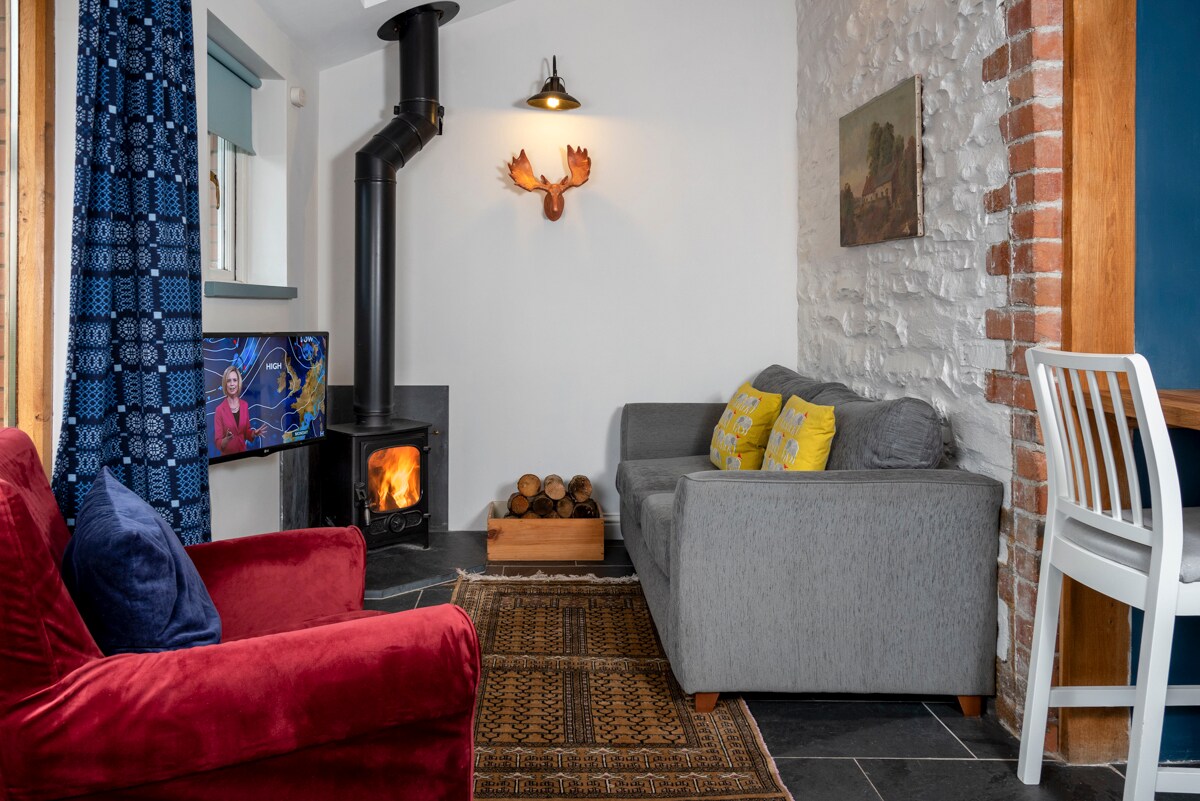 Property Image 2 - Brecon Cottage