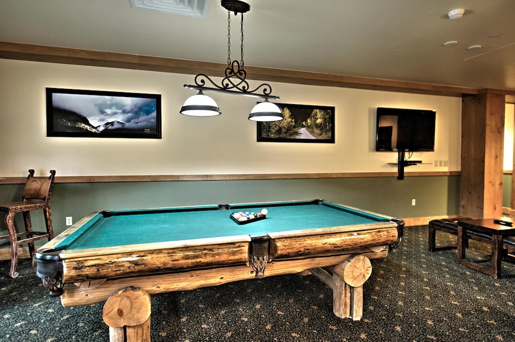 Pool table for guest use. 