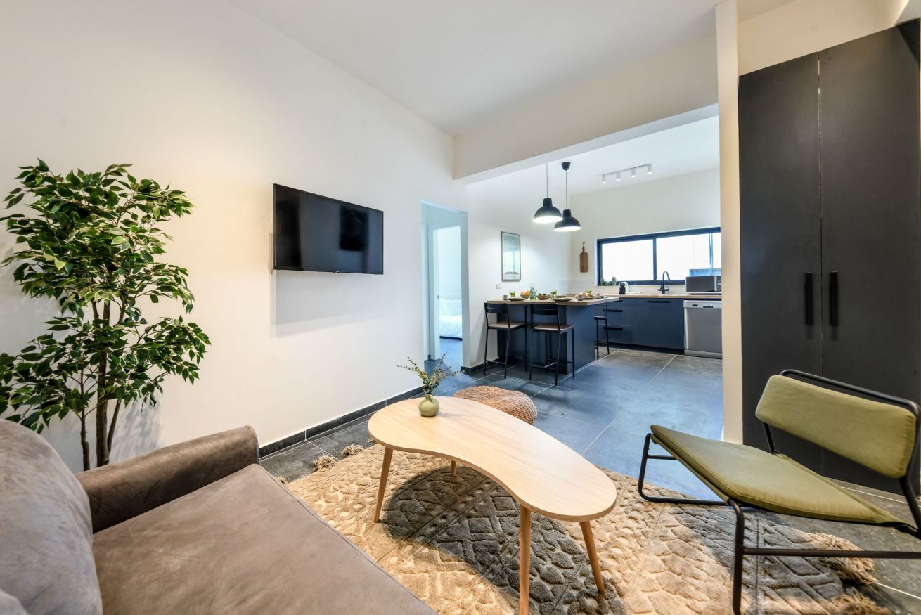 Property Image 1 - Designed 3 Bedroom Apartment in Frenkel