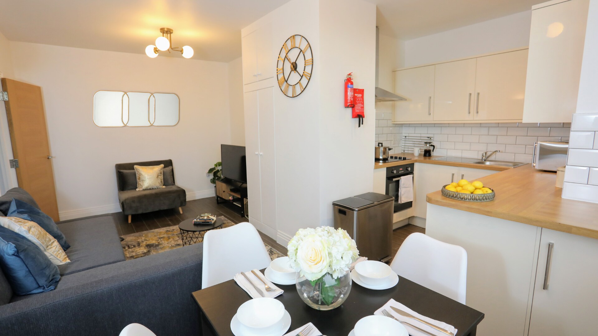 Property Image 1 - Captivating & Modern 1Bedroom/1Bathroom with free parking in Watford