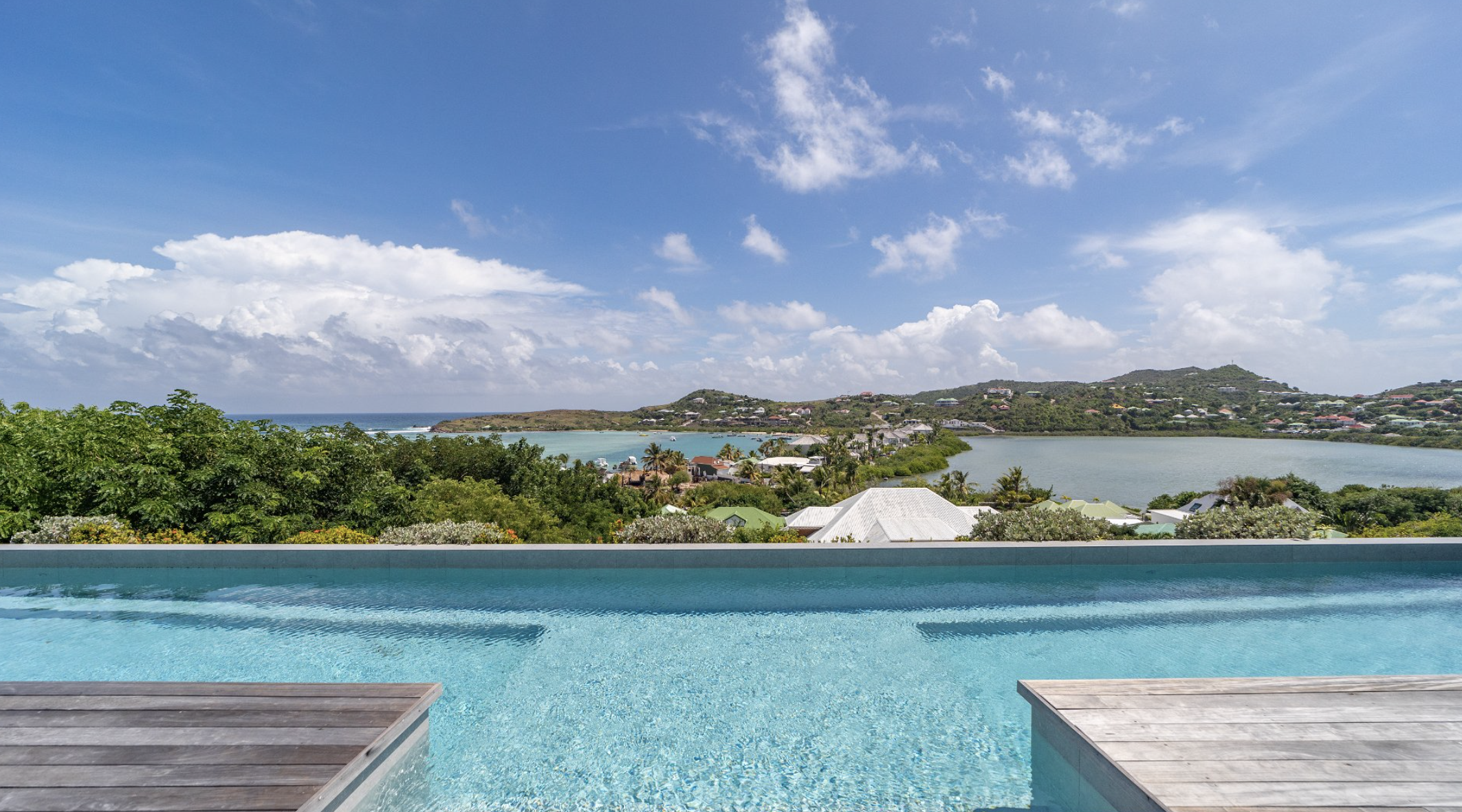 Property Image 1 - Charming villa with Outstanding View