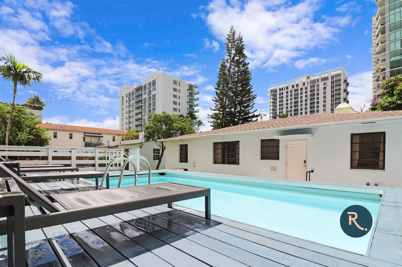 Property Image 2 - Twin Edgewater Bungalows | Pool + Hot Tub | 10 mins to South Beach