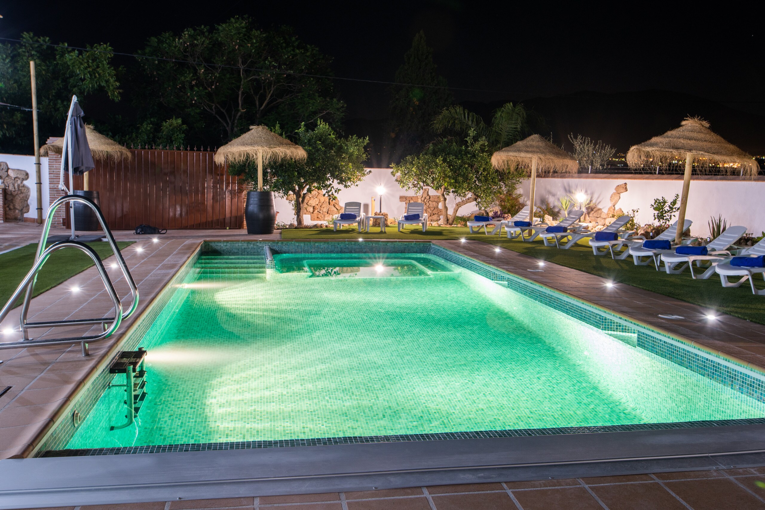 Enjoy the private pool of this rural house in Alhaurín el Grande Enjoy the private pool of this rural house in Alhaurín el Grande
