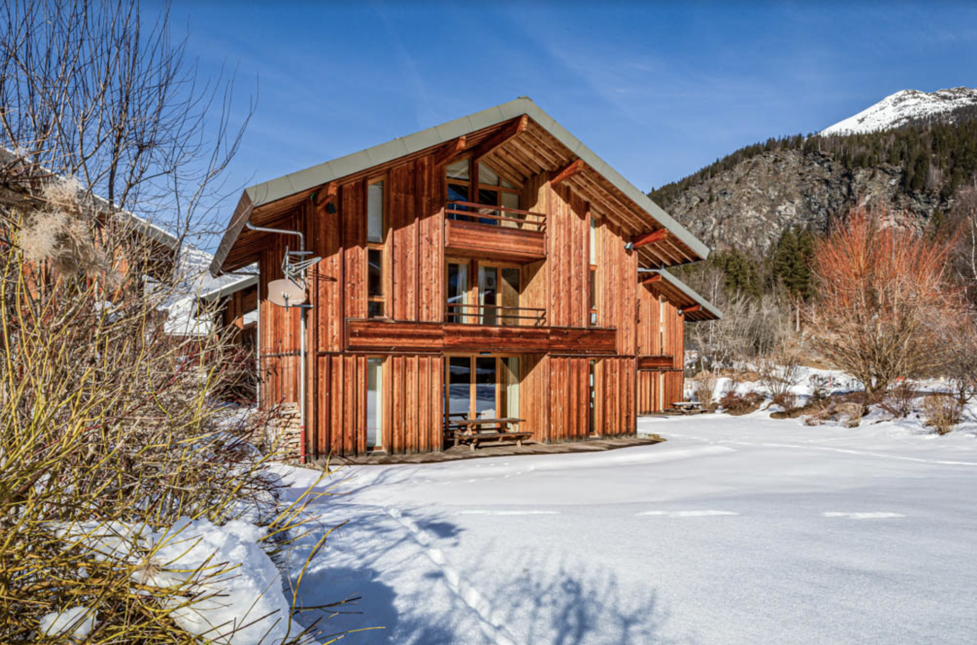 Property Image 1 - Modern Chalet with a Splendid View