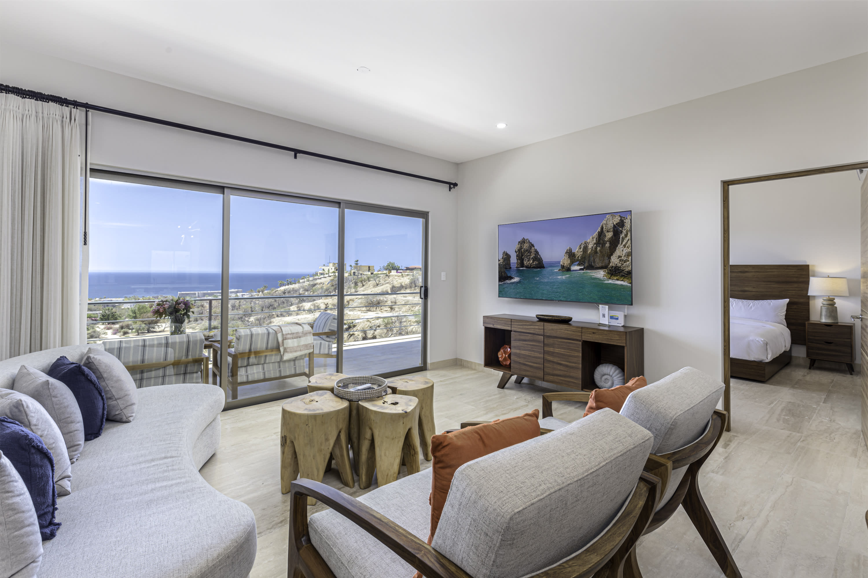 Property Image 2 - Stunning 3BR @ Tule + Ocean Views & Pool Access ! Property Image 2 - Stunning 3BR @ Tule + Ocean Views & Pool Access !