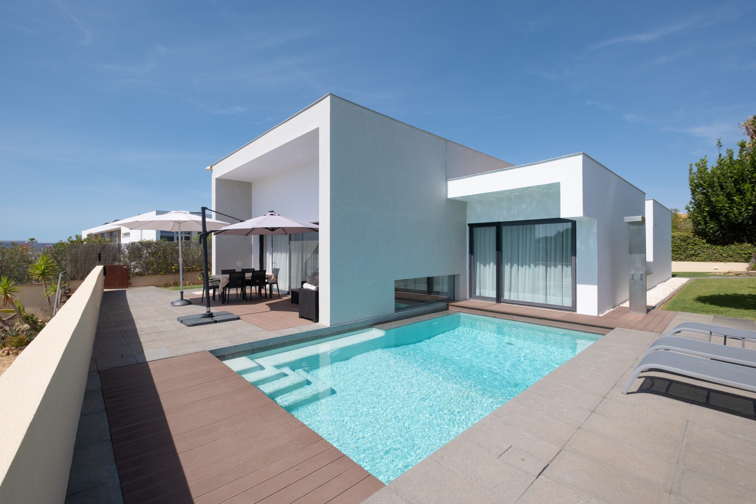 Property Image 2 - Modern accessible villa