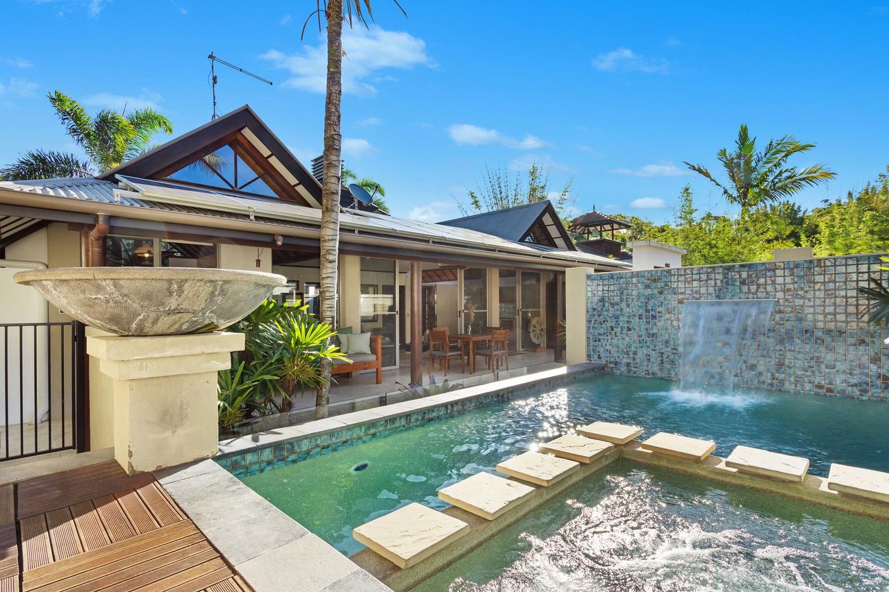 Property Image 1 - Tropical Villa in Byron Bay with Pool and Outdoor Shower