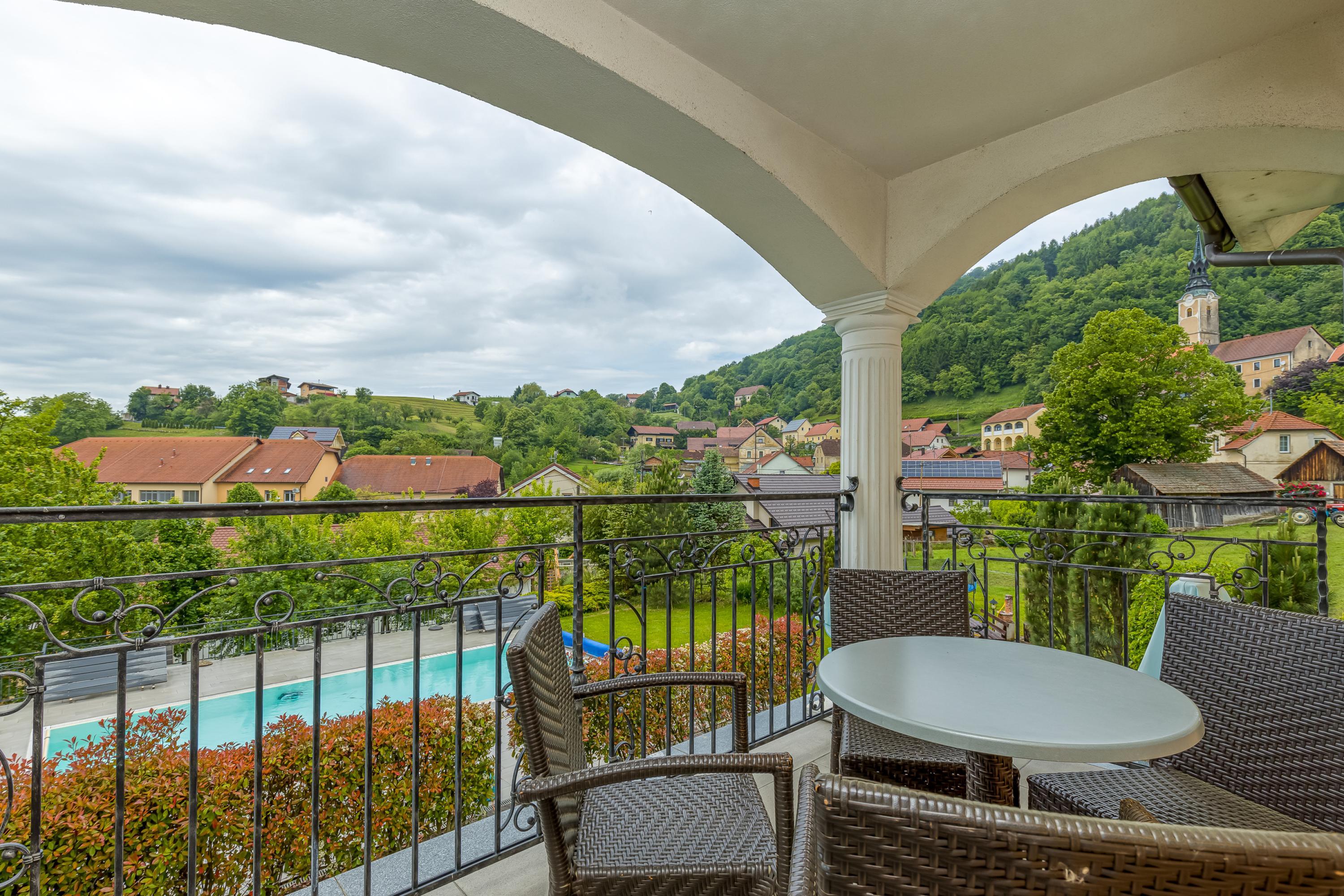 Property Image 1 - Pool Villa Silva Marija - App 102