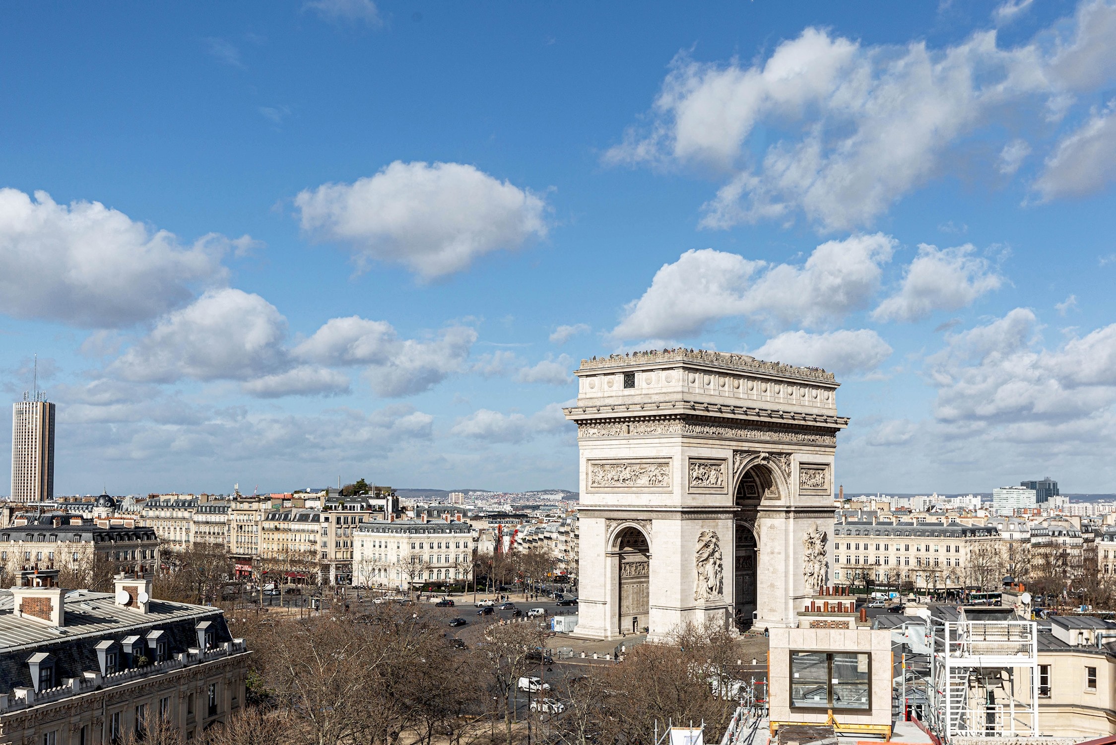 Property Image 2 - Rooftop Views of the Arc de Triomphe