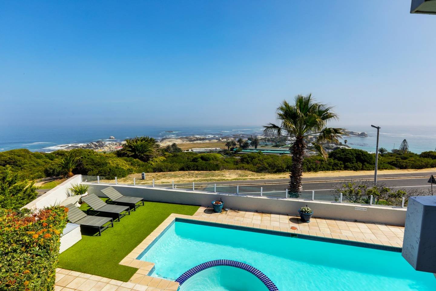 Property Image 1 - Secure Camps Bay Apartment with Pool & Views (17 Nautica)