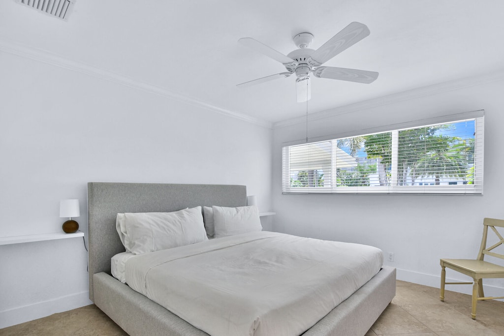 Bedroom 2 with King Bed