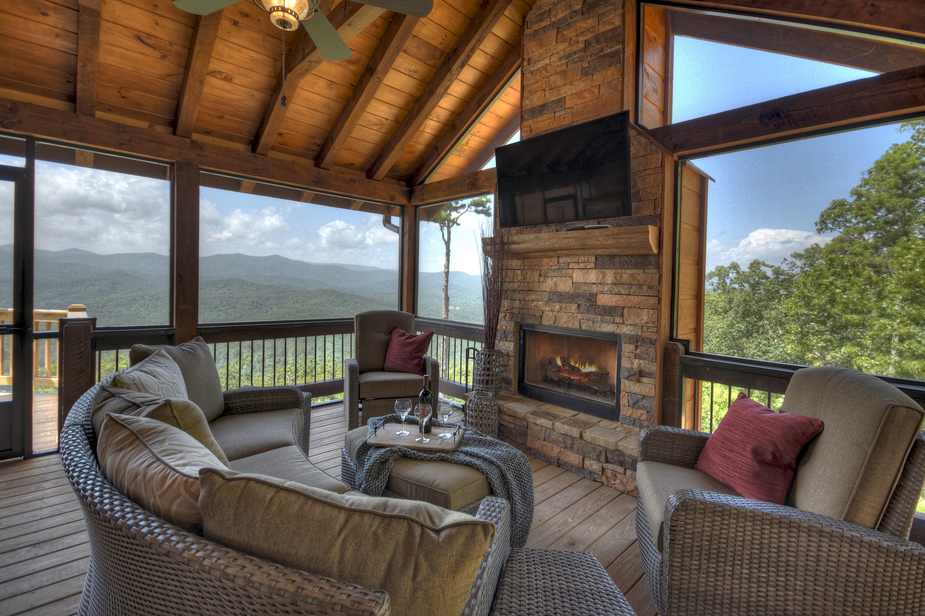Property Image 1 - Sunset Ridge Cabin w/ Stunning 5★ Views & Hot Tub