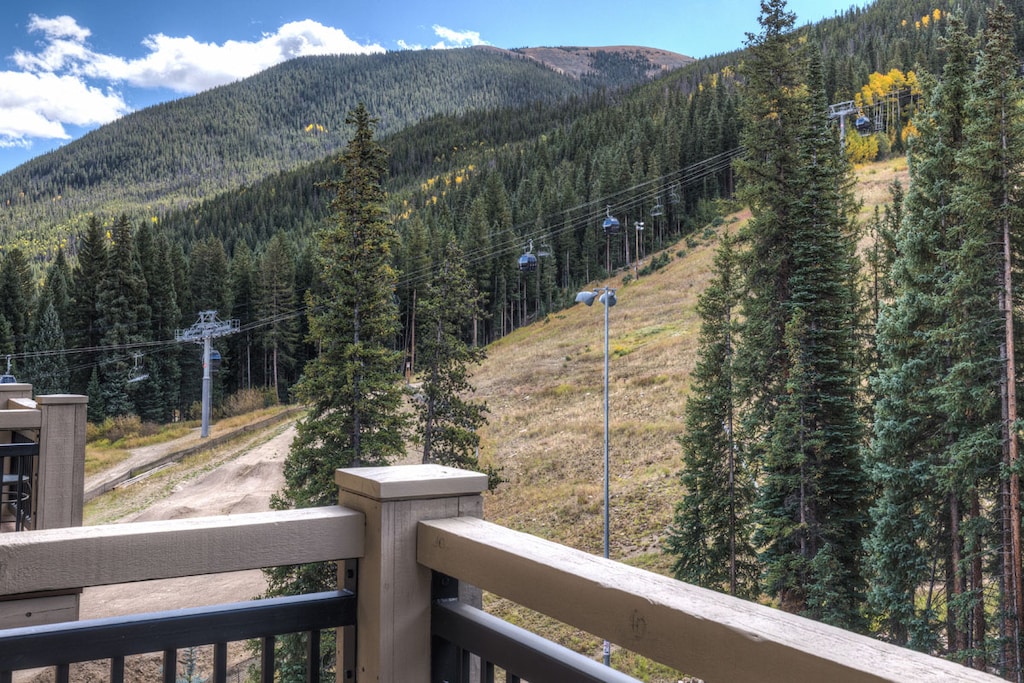 Stunning, up-close ski slope views from the private balcony.