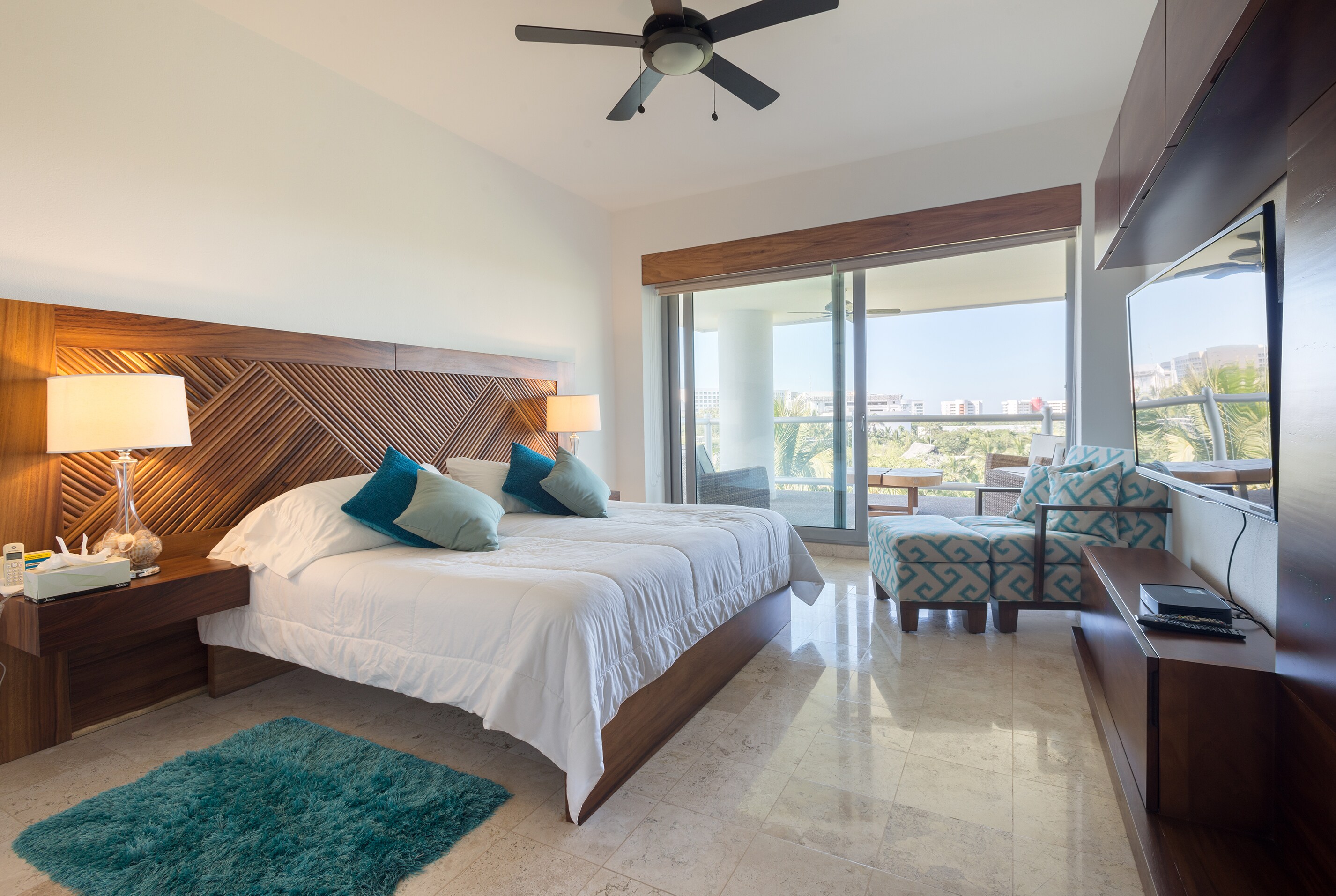 Apartment for 7 people Pool, Golf acces to Vidanta attractions Grand Mayan level