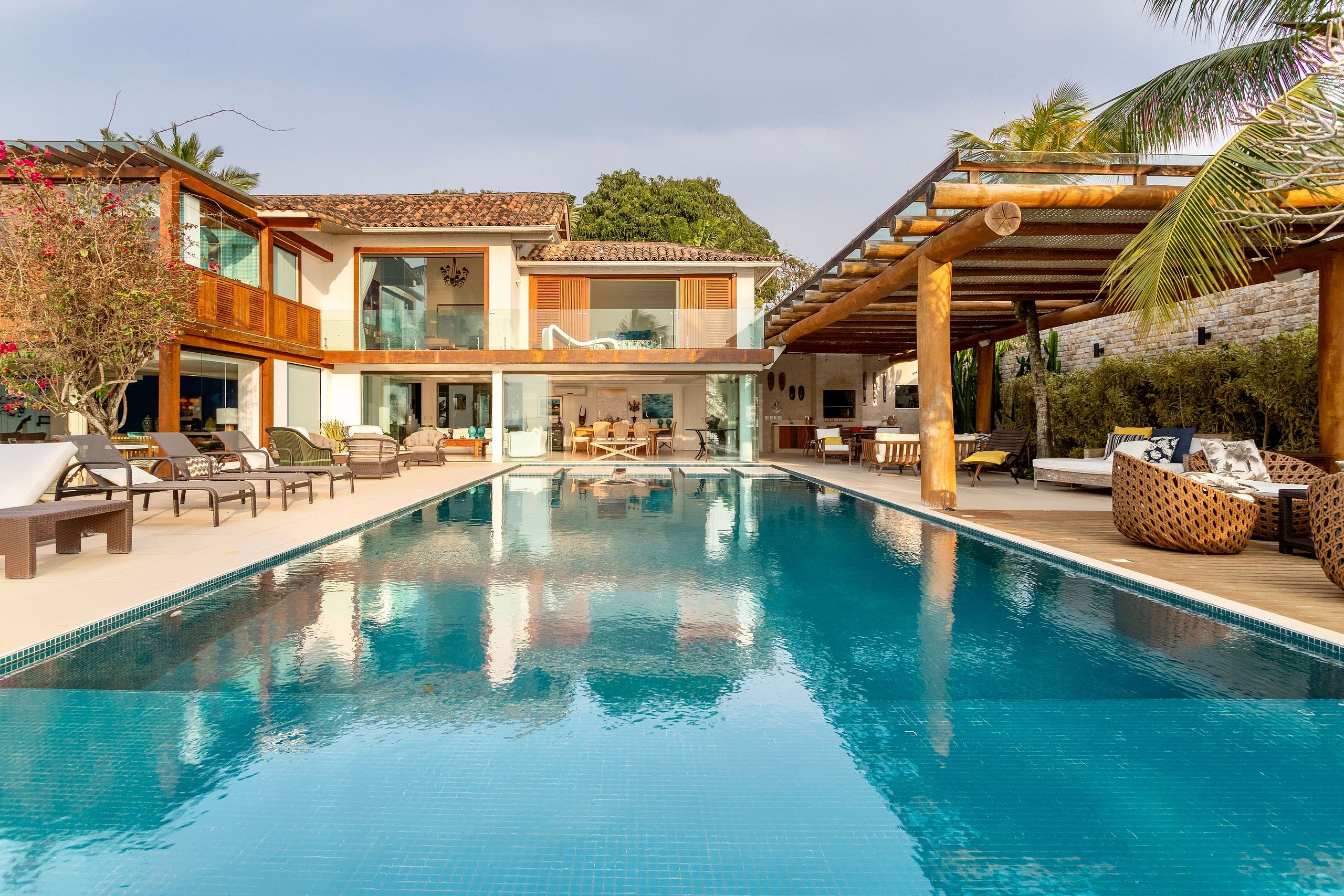 Property Image 2 - Oceanfront mansion in Búzios for vacation
