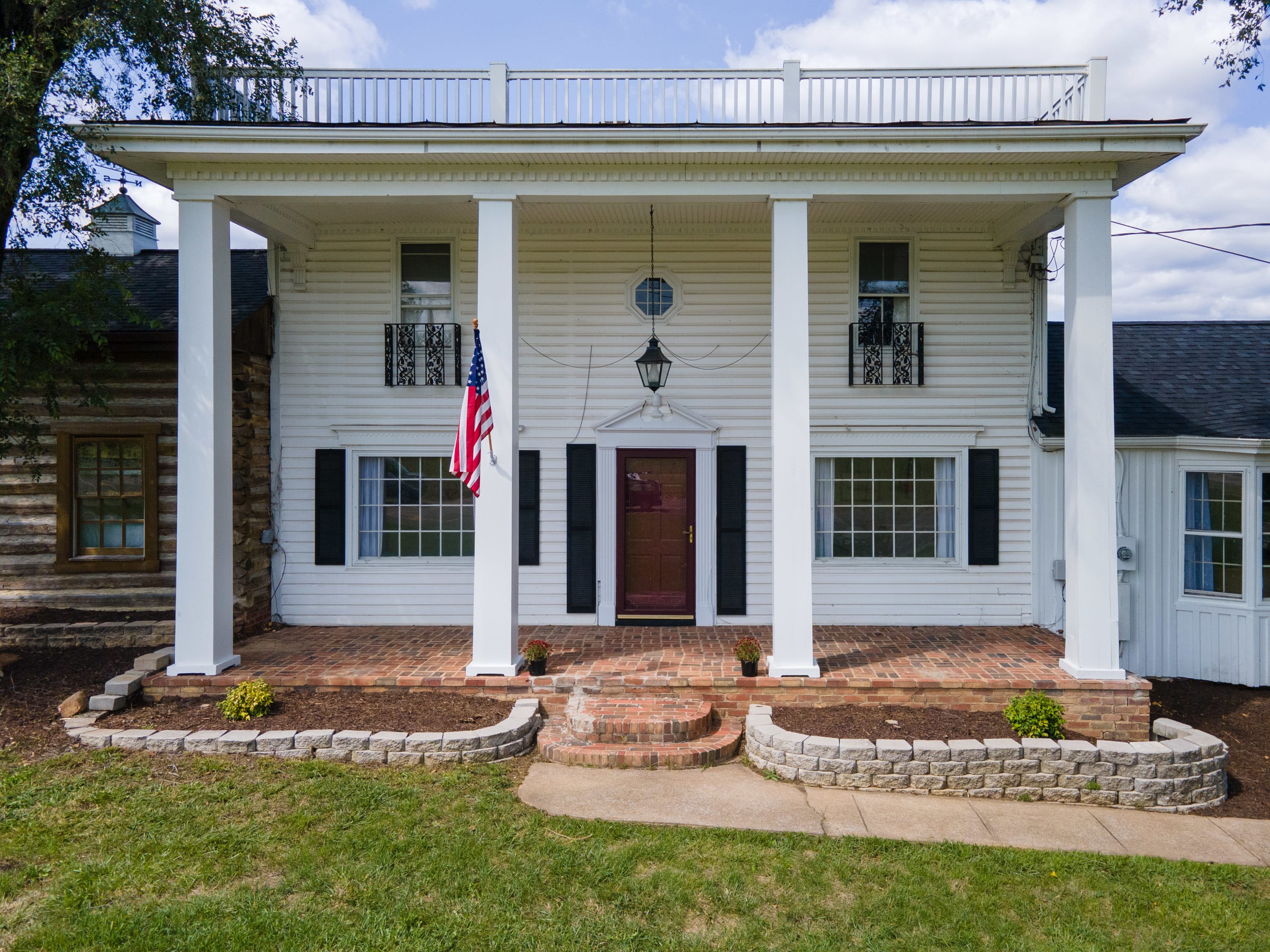 Property Image 1 - Shenandoah Shangri-La Main House- Tom’s Brook