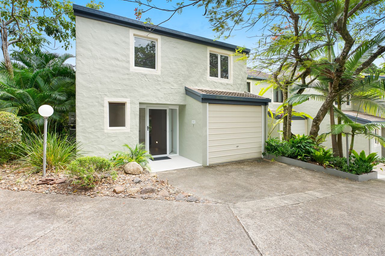 Property Image 1 - Little Cove Townhouse 7 Pandanus Street 14