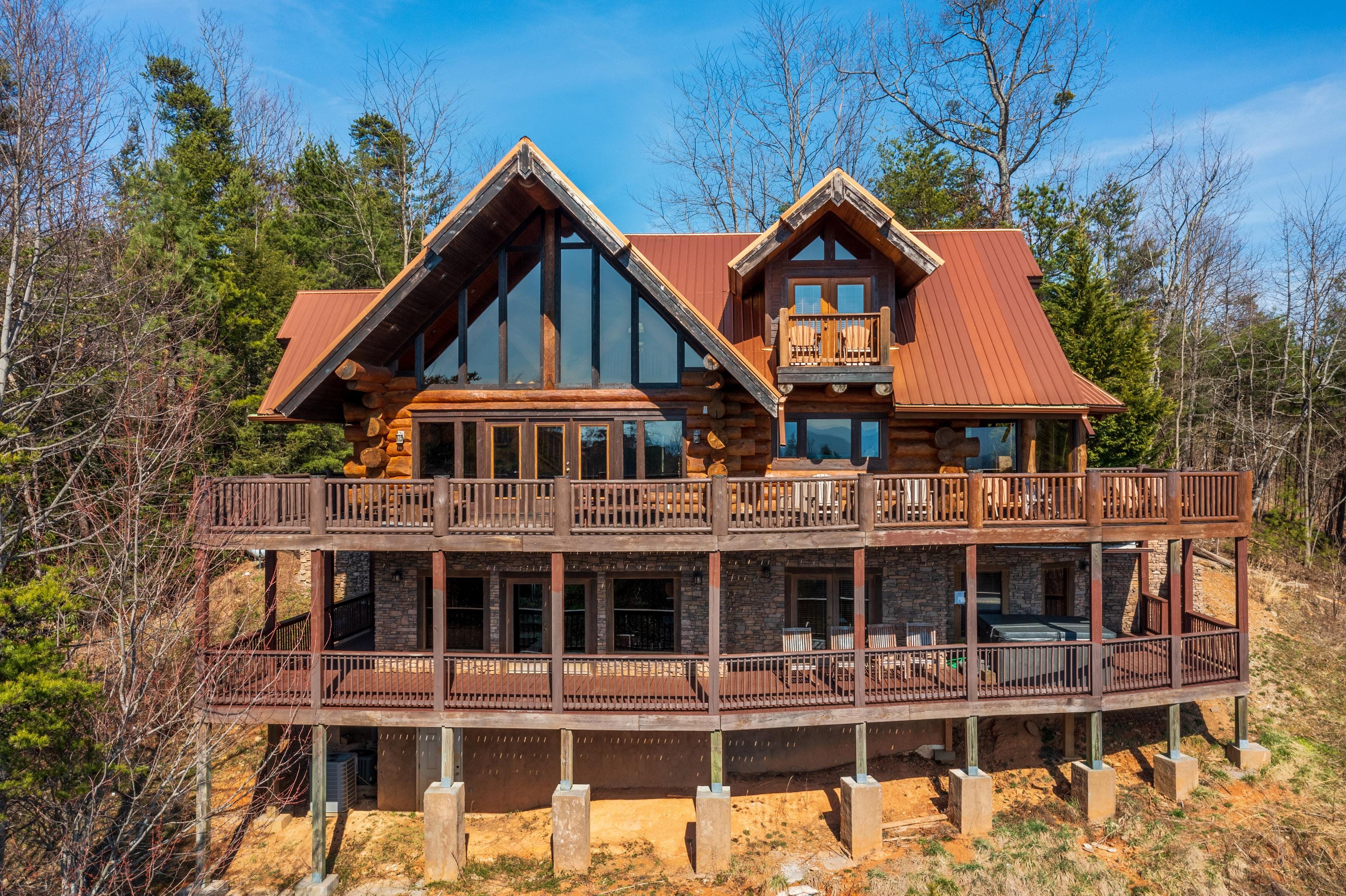 Large wrap around decks with awesome picture windows. Perfect for outdoor relaxation in the Smokies! 