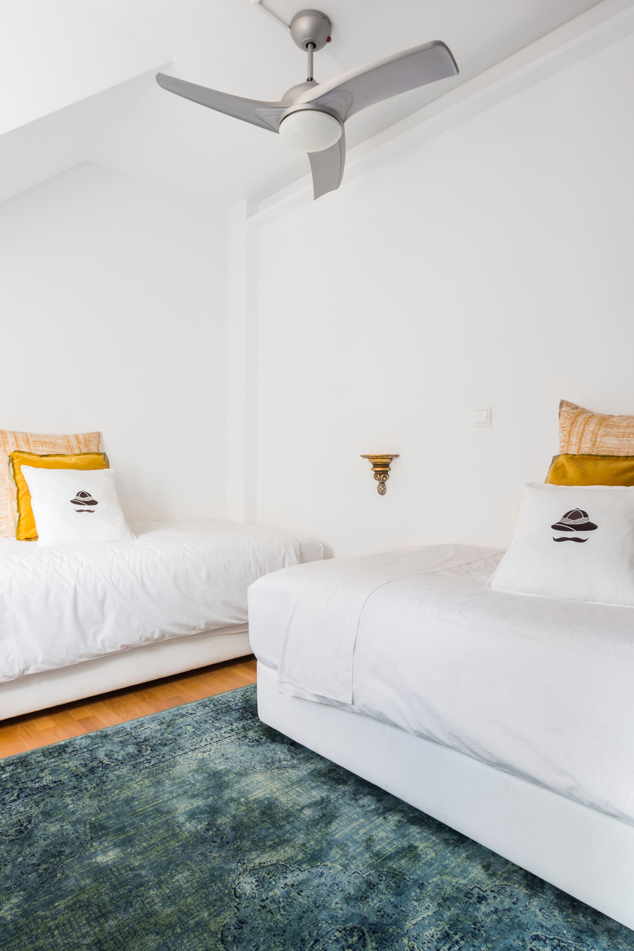 Wake up to the sun shining through the viewpoint garden, birds chirping and the always punctual Necessidades Palace Church bell's toll.