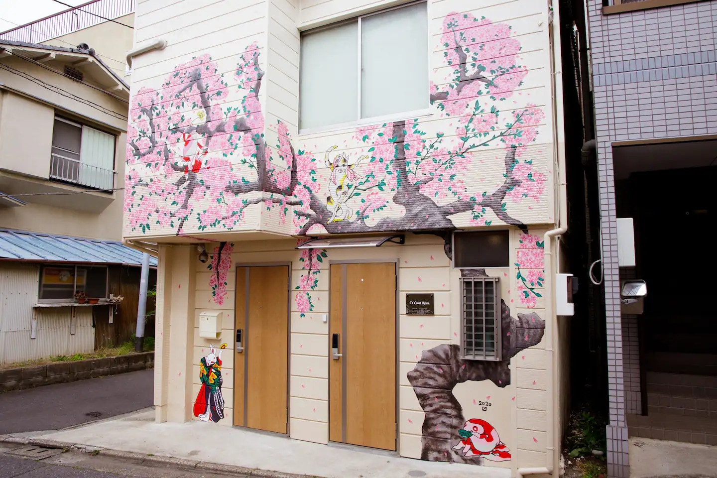 Property Image 1 - The Delightful Modern 2 Bedroom House Near Ojima Station