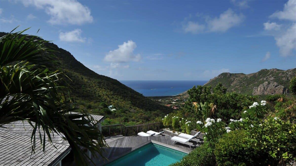 Property Image 1 - Elegant Villa Built in a Caribbean Style