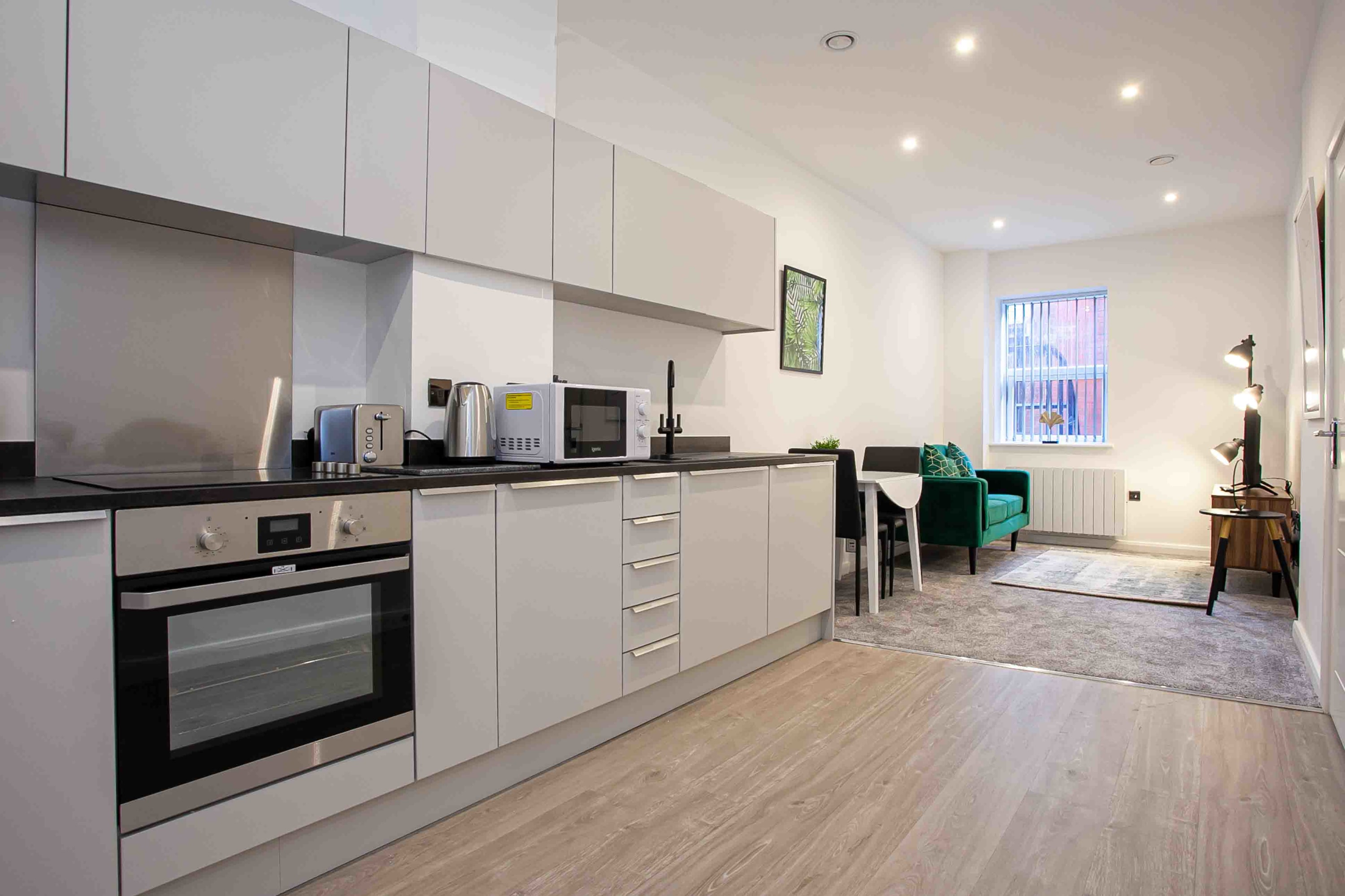 Property Image 1 - Modern & Stylish 1 Bedroom Apartment in Bolton
