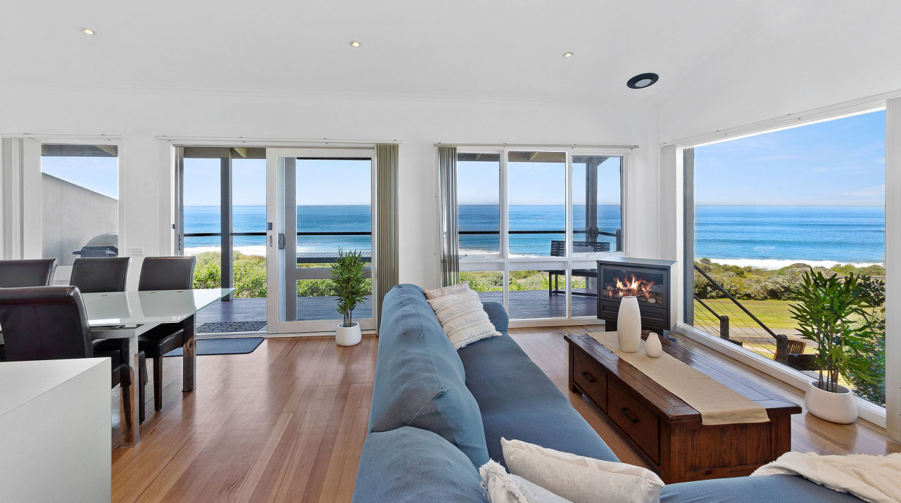 Property Image 1 - Spacious Apartment with Shared Pool and Impressive Ocean Views