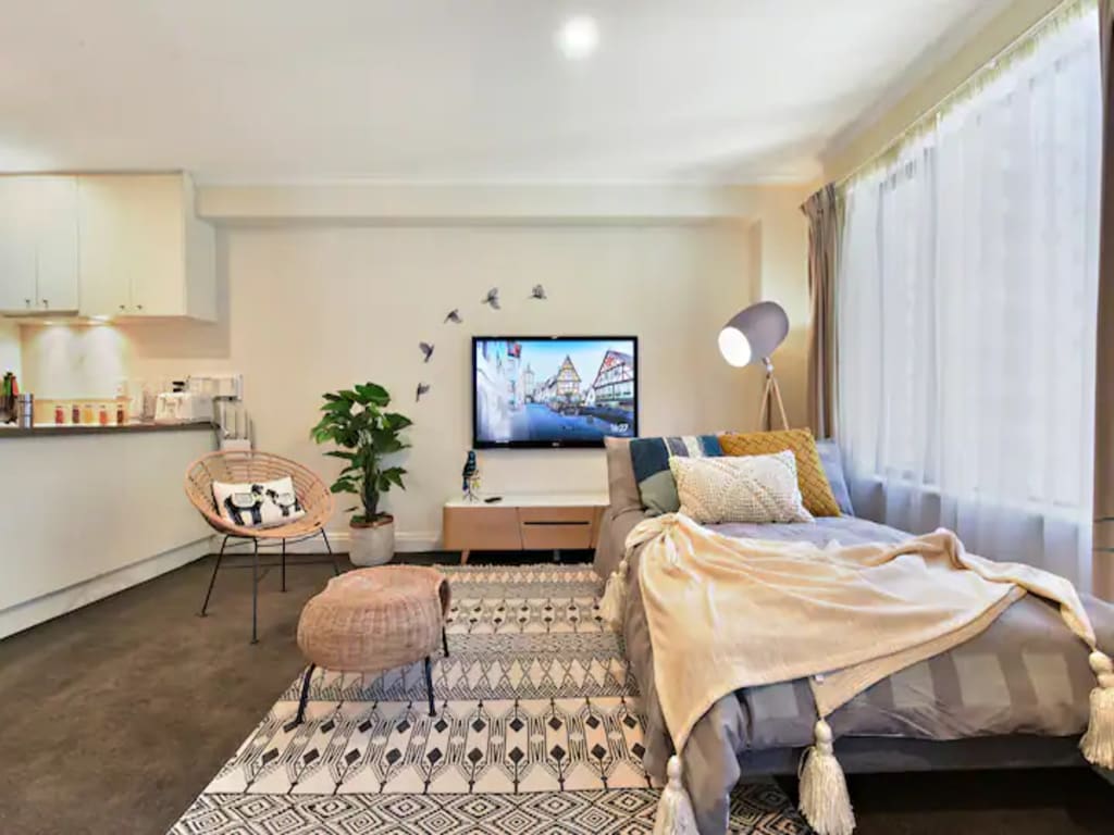 Property Image 2 - Spacious Apartment in Central Auckland