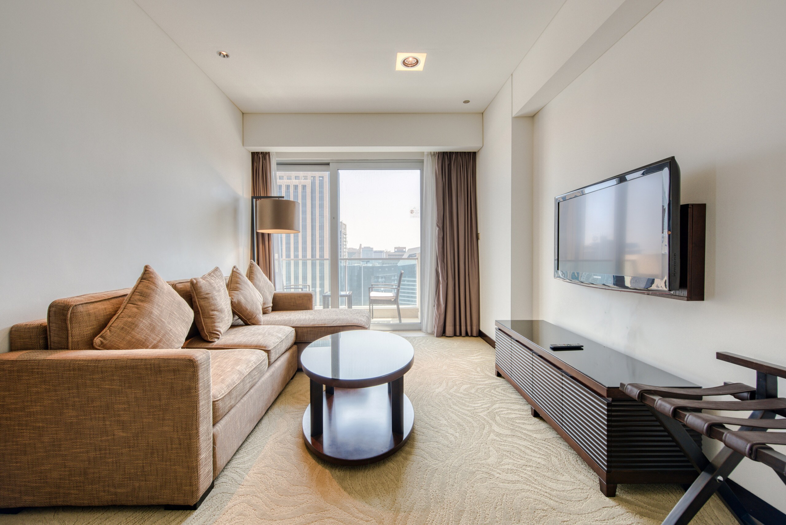 Property Image 2 - Majestic 1BR at The Address Residences Dubai Marina