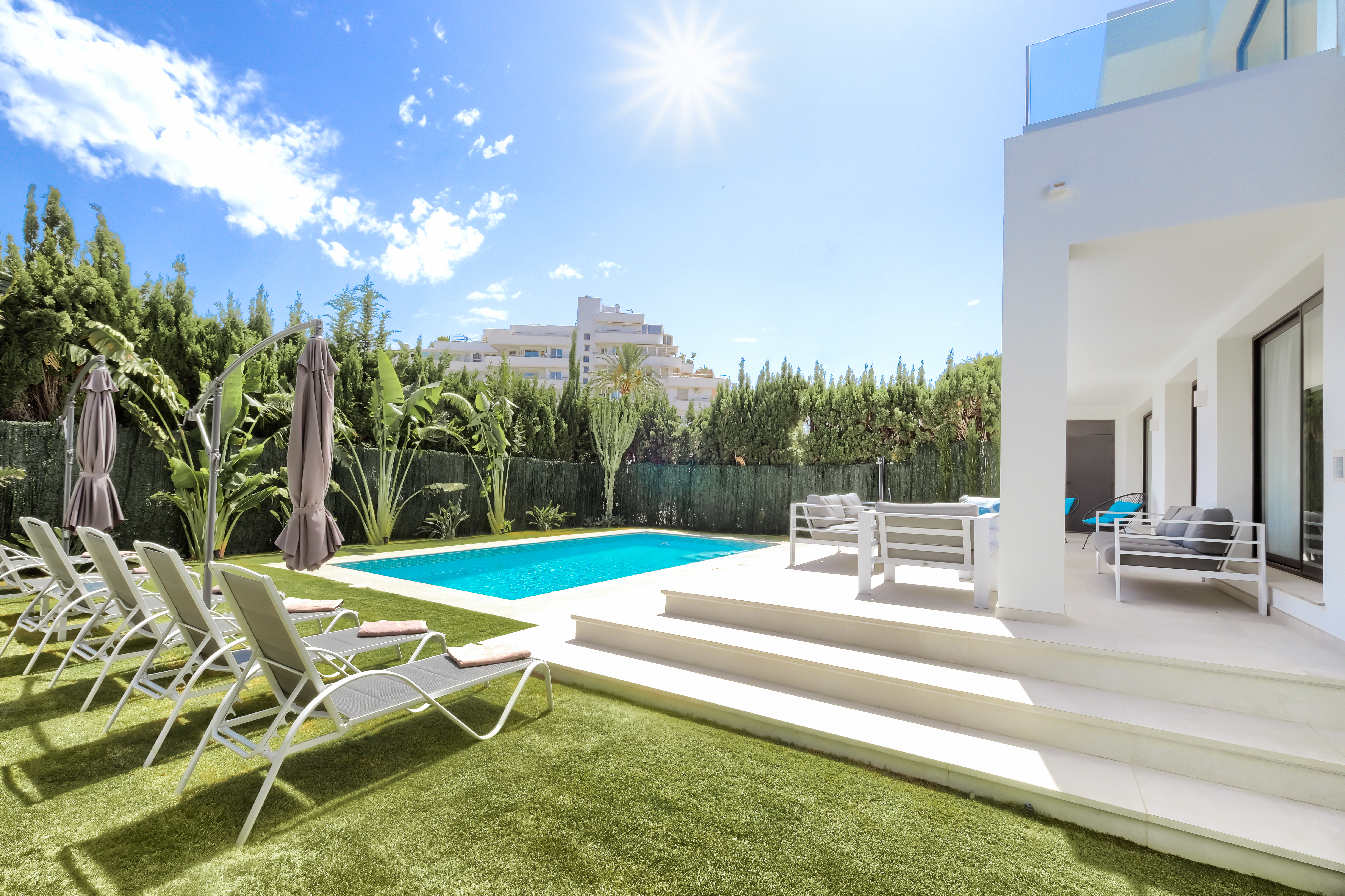 Property Image 2 - Modern villa with roof terrace and private pool