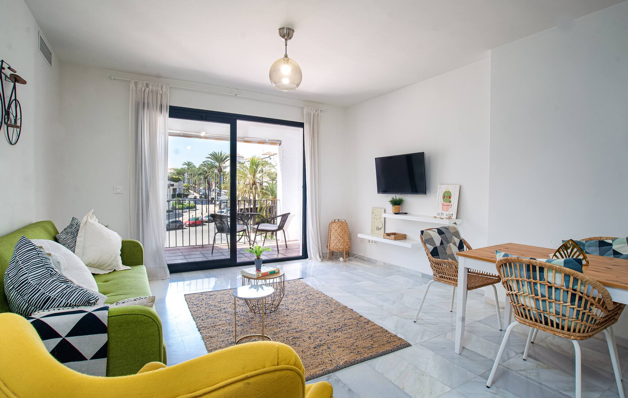 Property Image 1 - Beautiful 2 Bedrooms Apartment In Puerto Banus