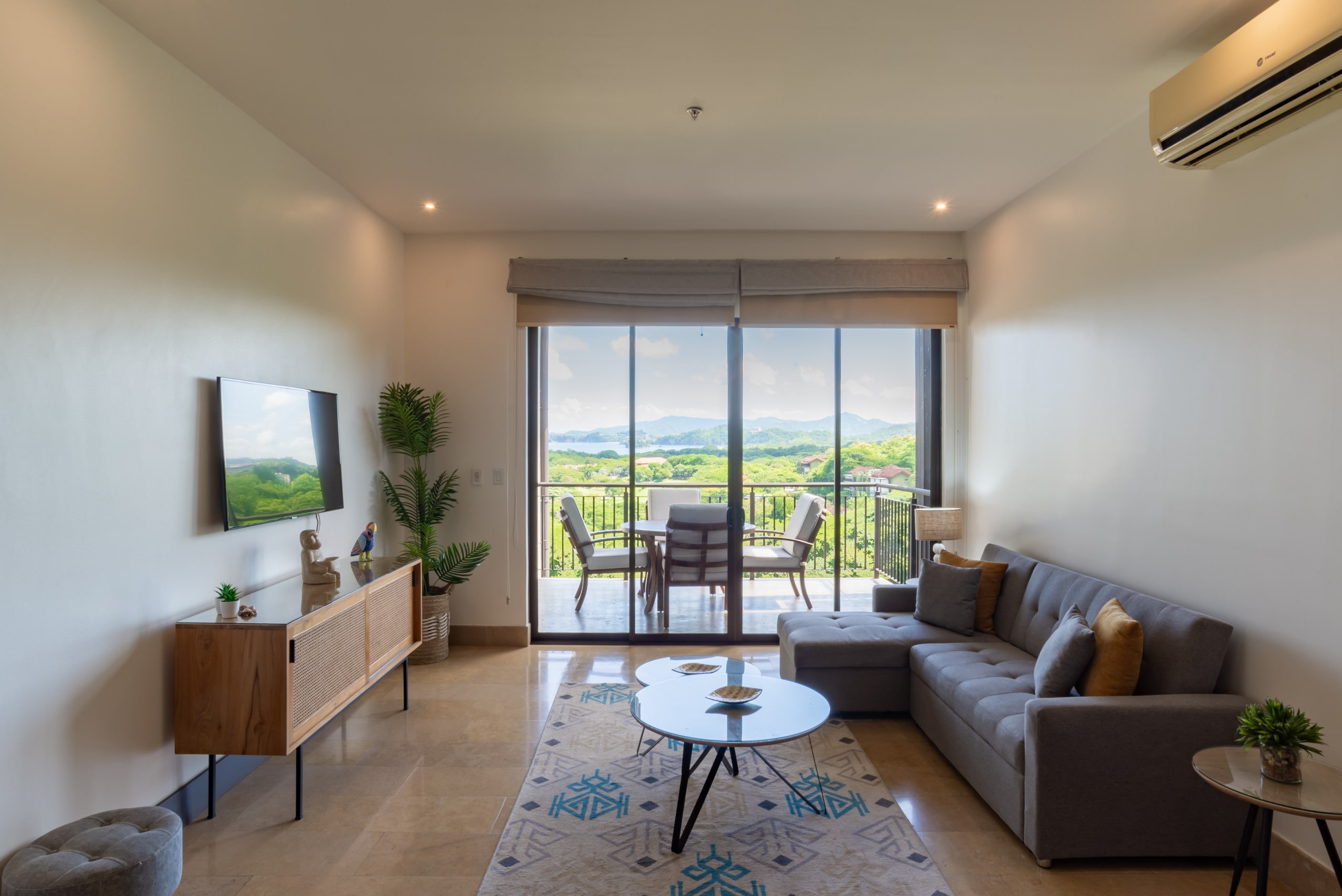 Property Image 1 - Roble Sabana 404 Luxury Apartment Adults Only - Reserva Conchal