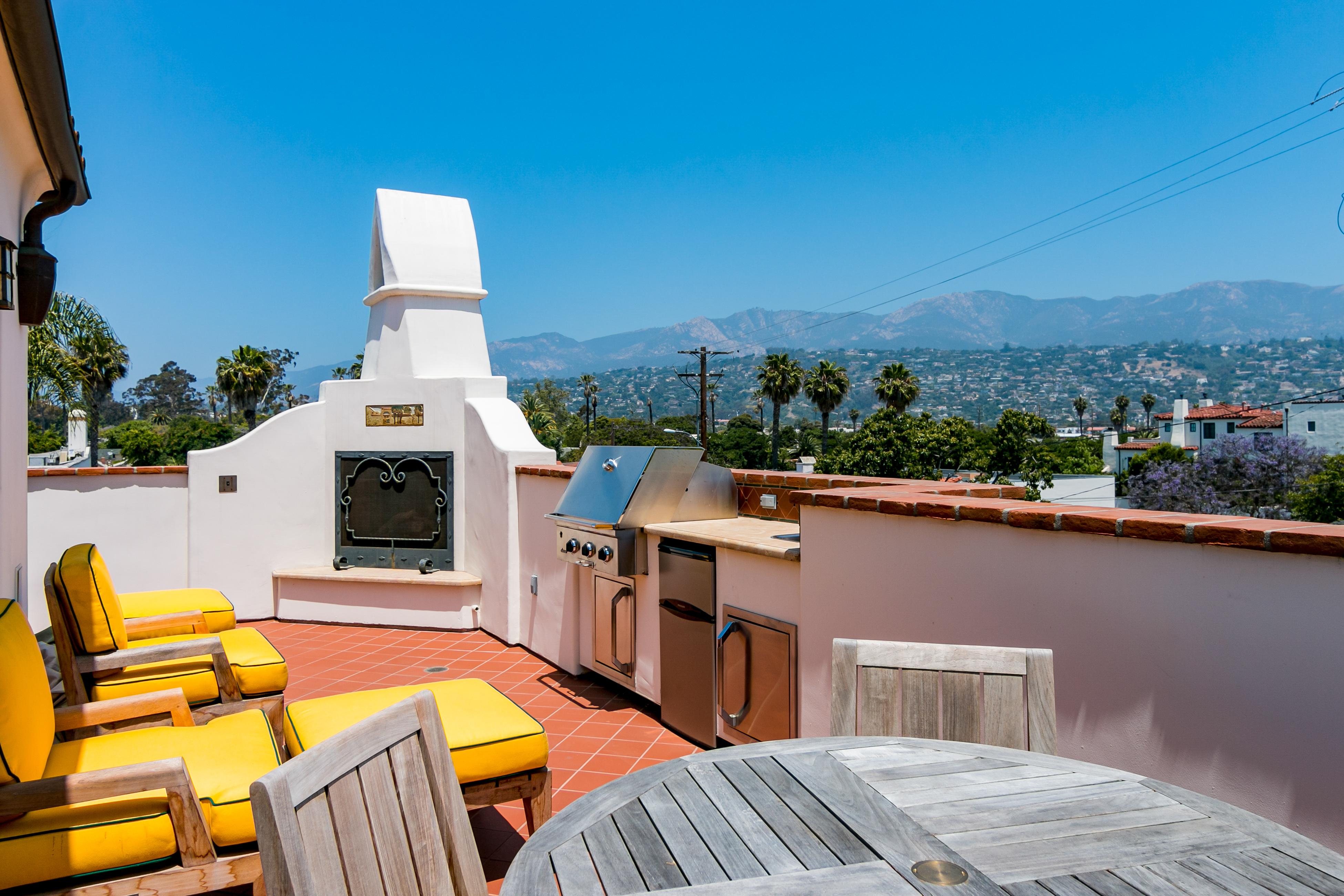 Property Image 2 - Santa Barbara Luxe Villa
