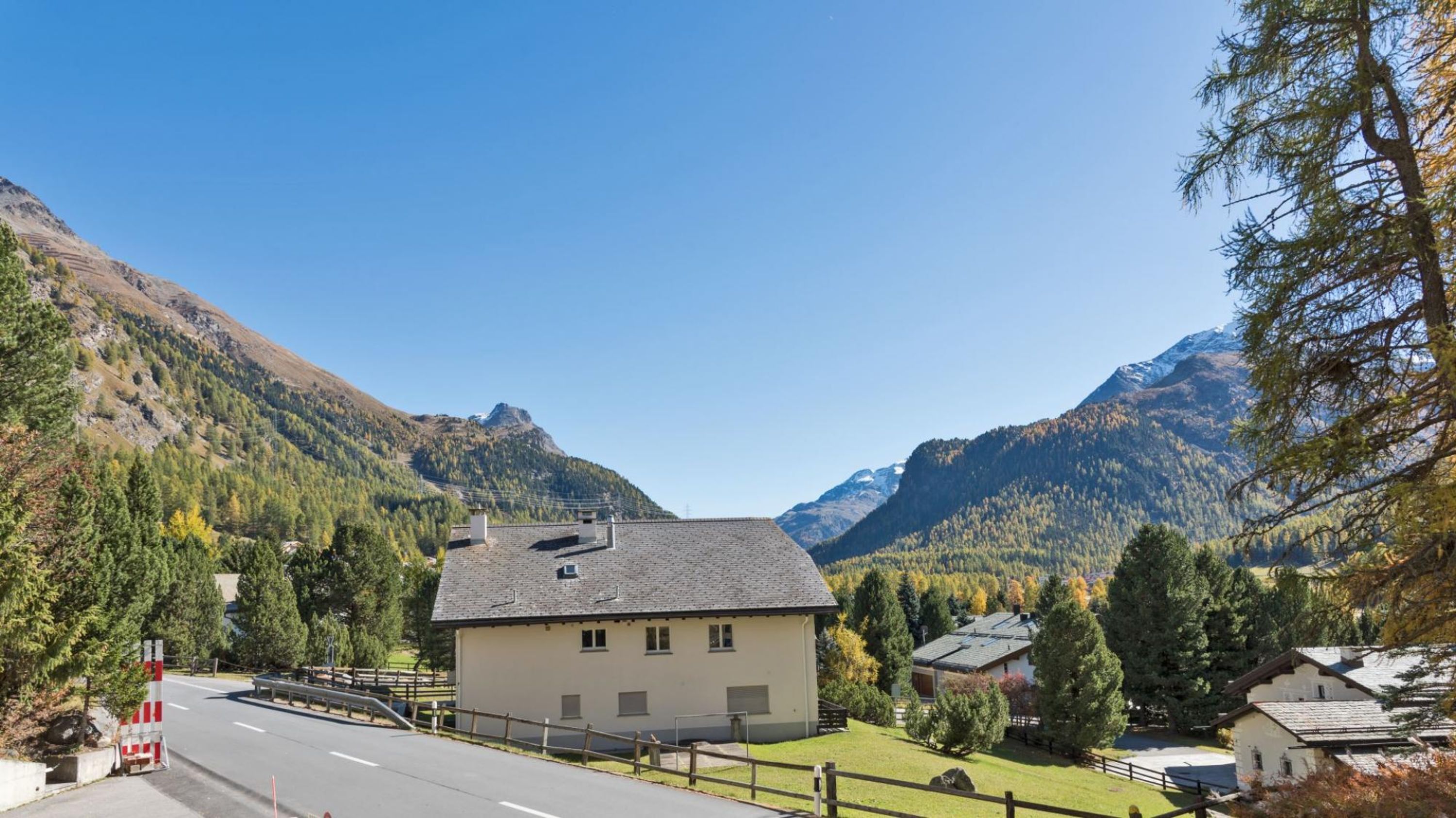 Property Image 1 - Chesa Muragls - Pontresina - Chesa Muragls with garden - Pontresina-Chesa Muragls with garden - Pontresina