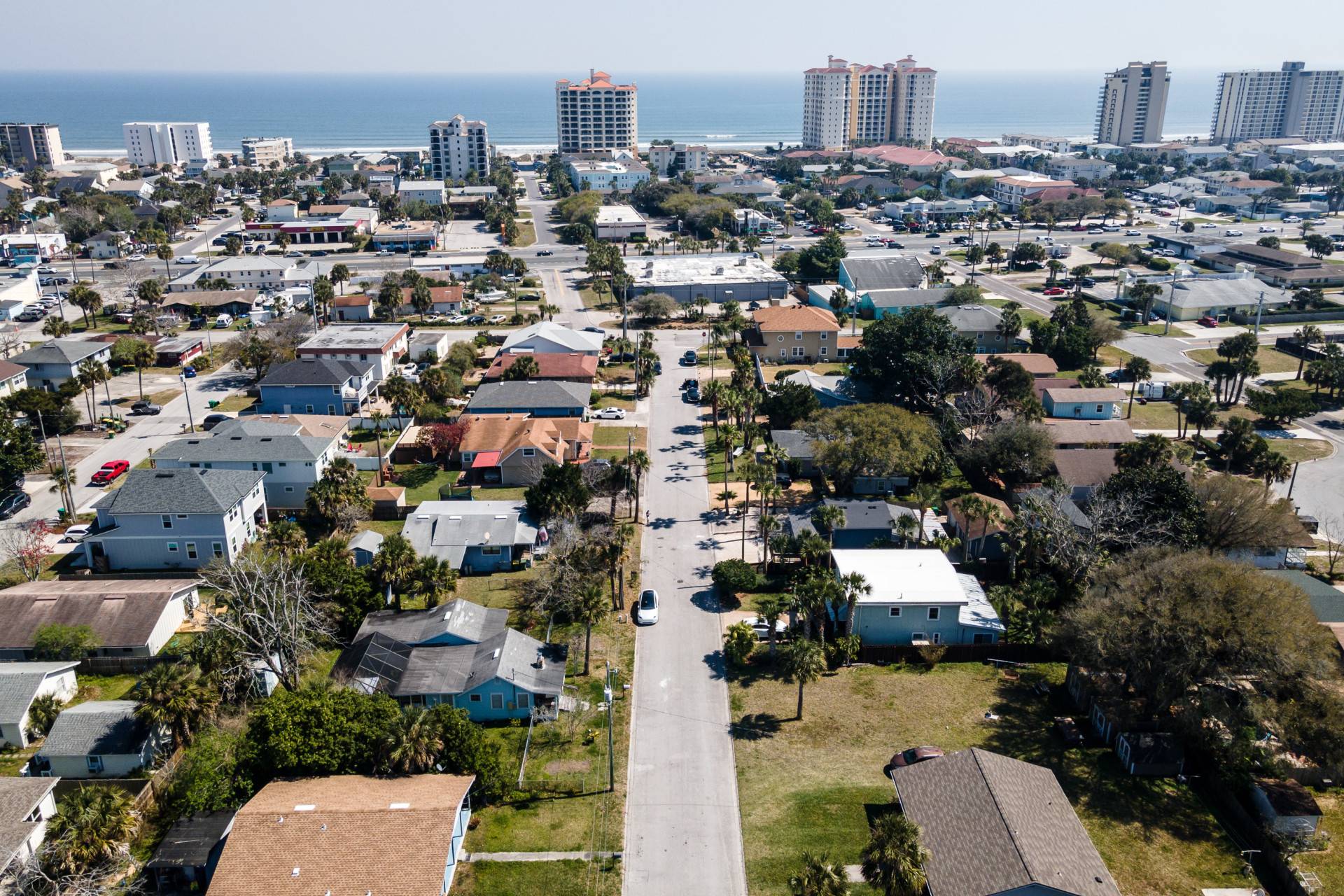 Property Image 1 - Gem 1 in Jax Beach