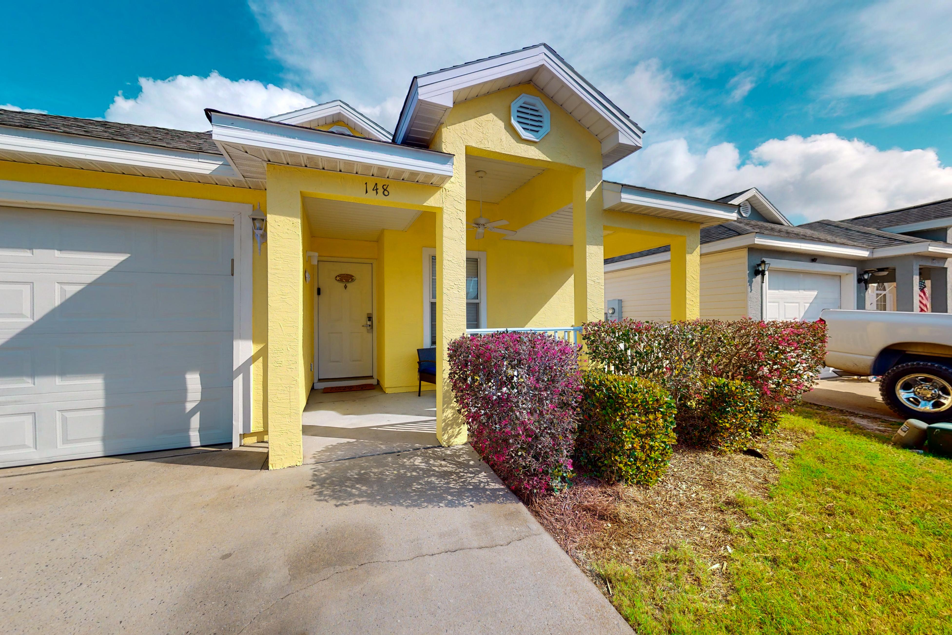 Property Image 1 - Palm Cove Seahorse Way 